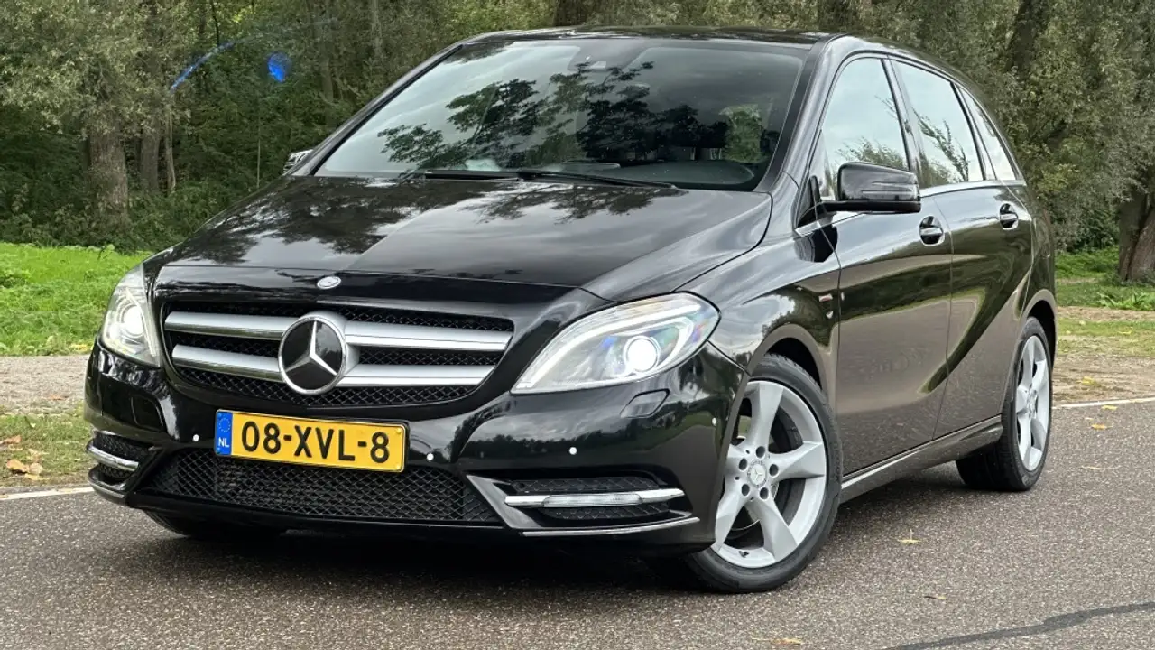 Mercedes-Benz B 200