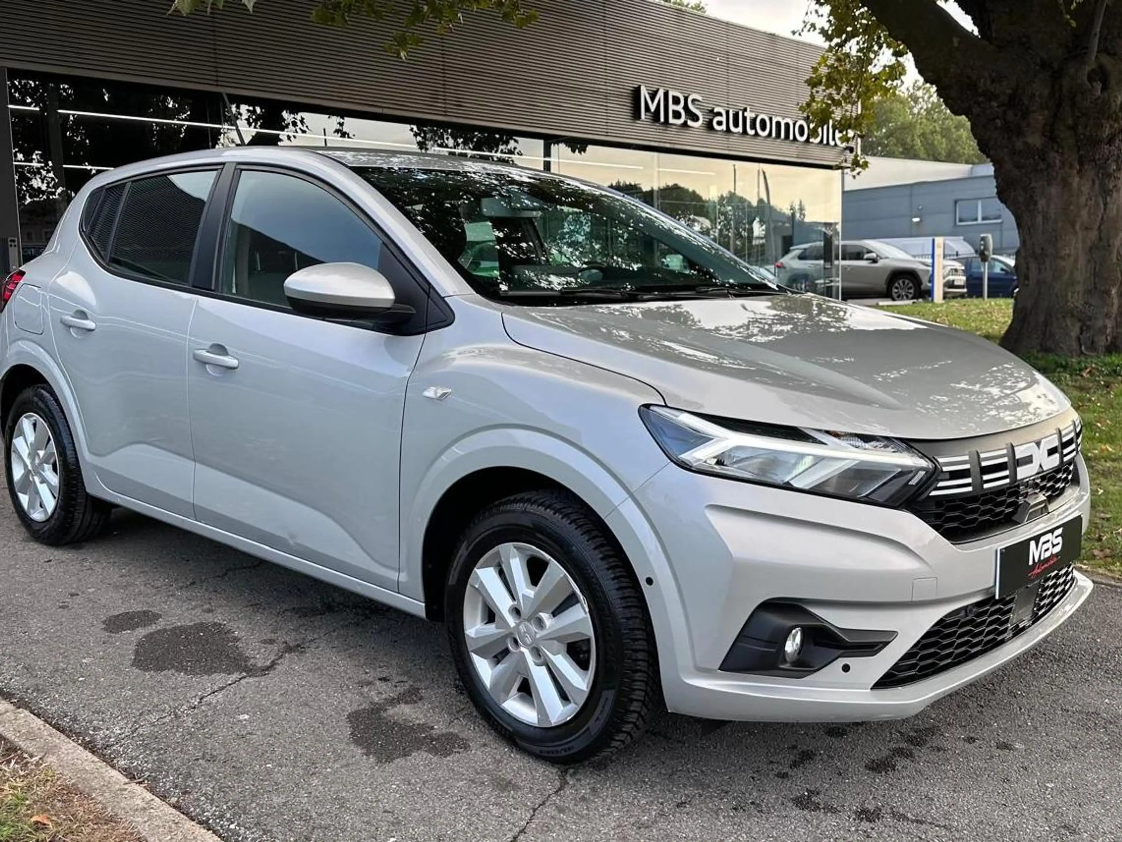 Dacia Sandero *1.0 TCe* LED* 1 PROP* NAVI* CLIM* CAMERA* GARANTIE 12 MOIS* — photo 5