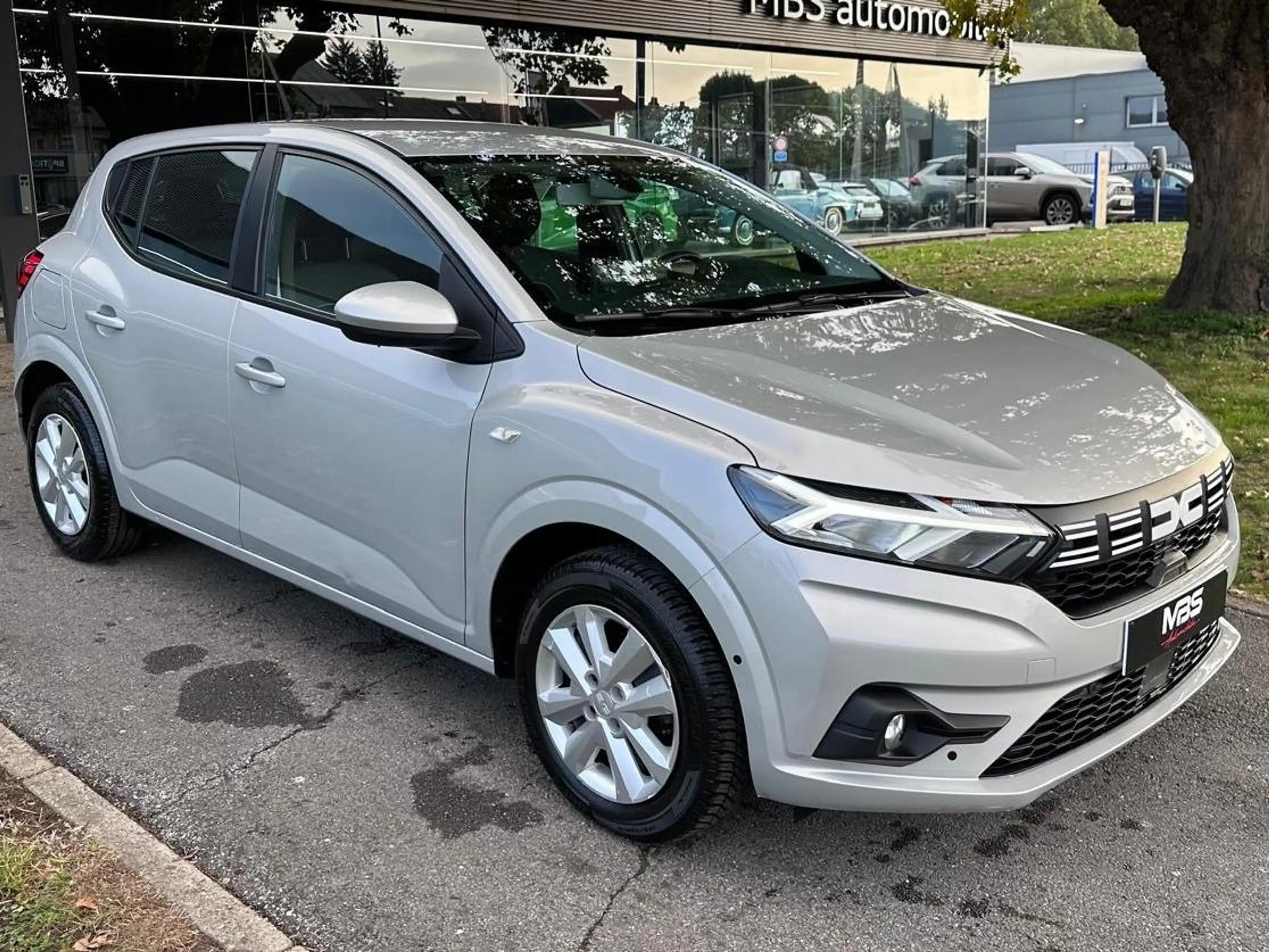 Dacia Sandero *1.0 TCe* LED* 1 PROP* NAVI* CLIM* CAMERA* GARANTIE 12 MOIS* — photo 6