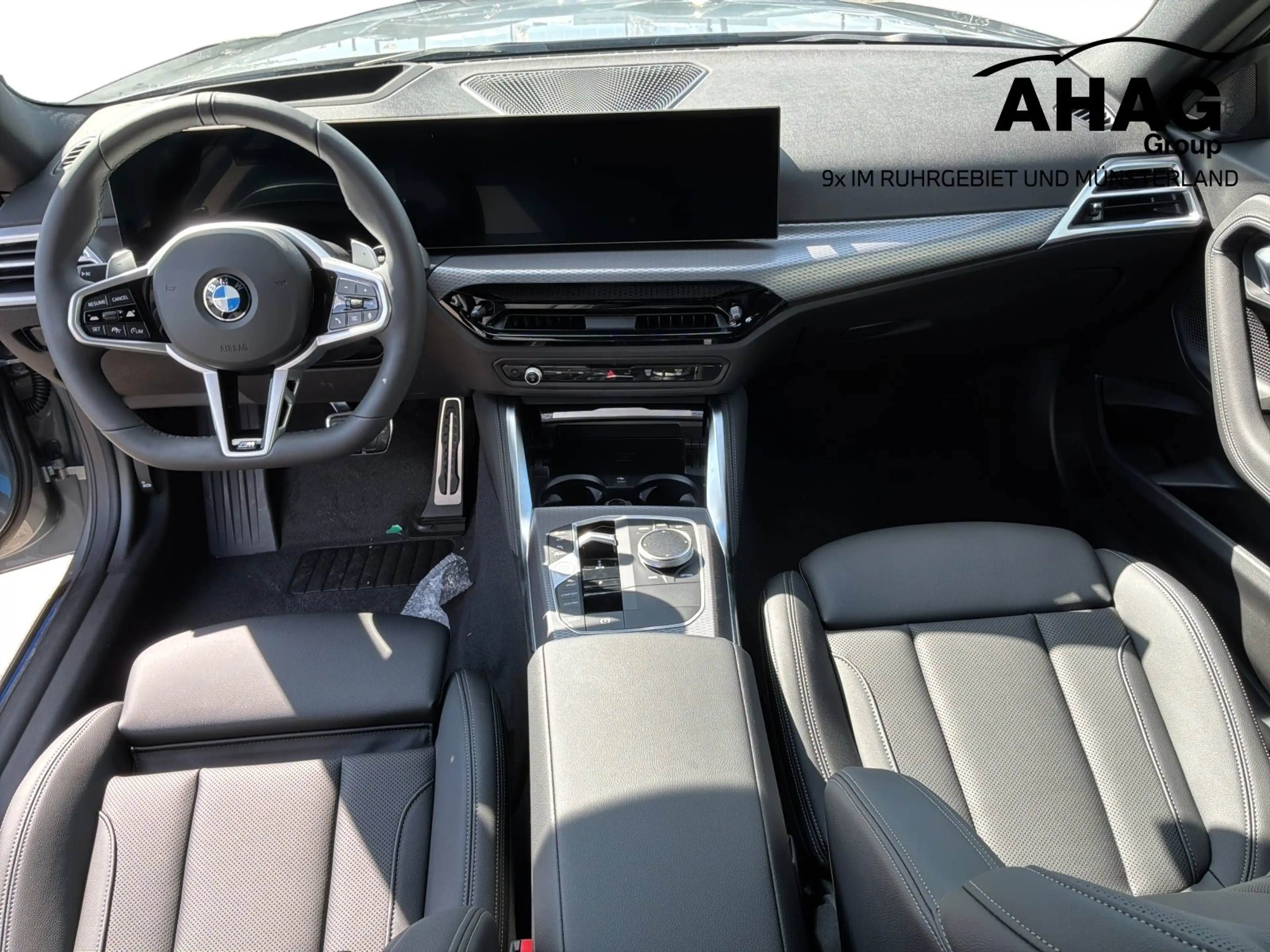 BMW 230 i Coupé — photo 9