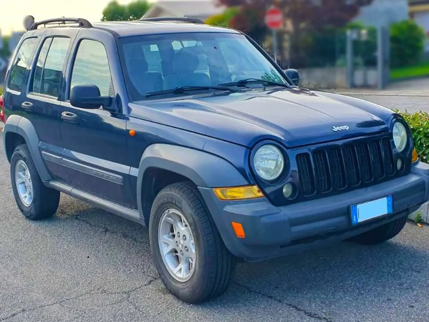 Jeep Cherokee Cherokee KJ 2.8 CRD - 5 porte Albastru - 1