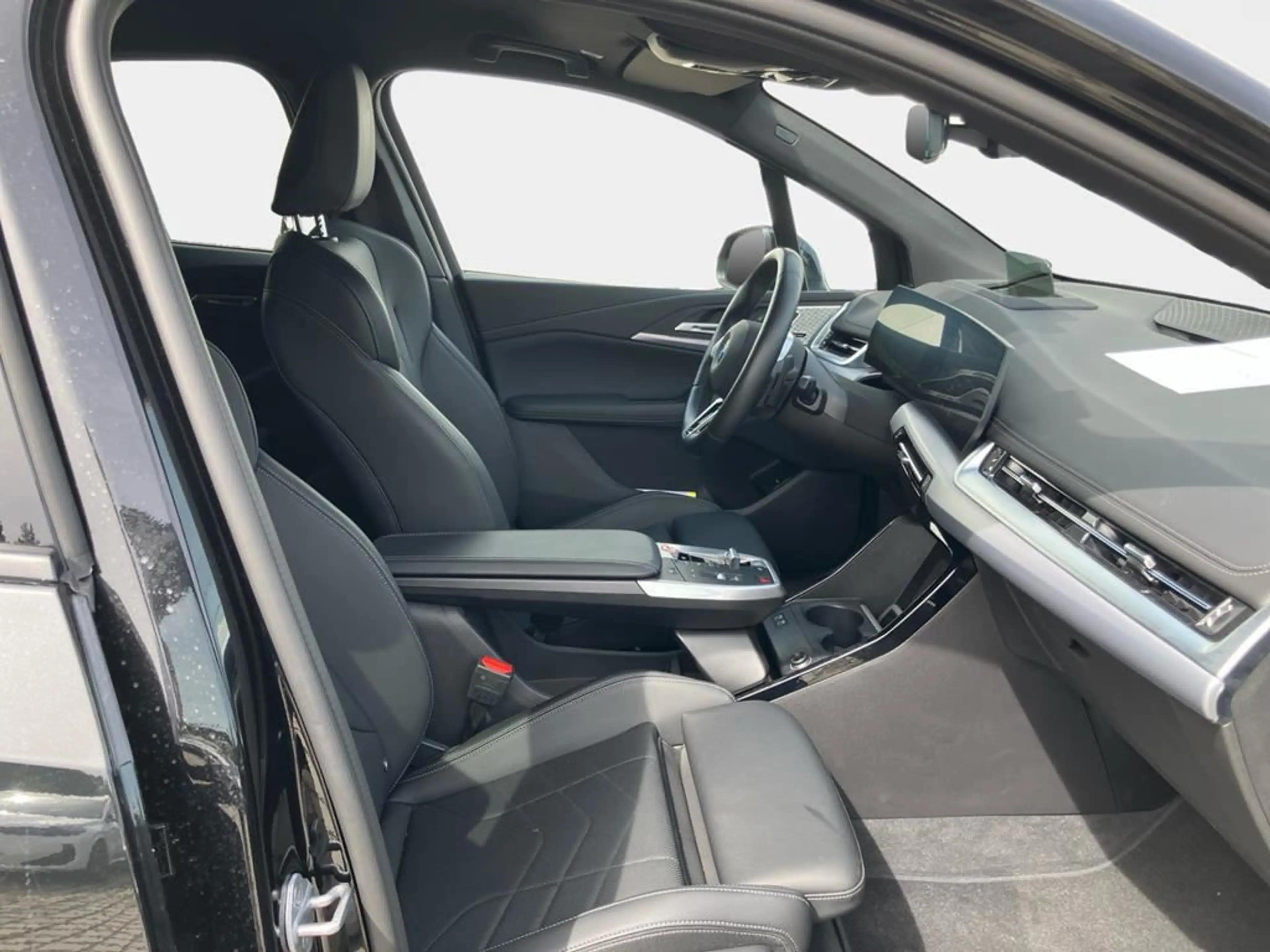 BMW 220 M Sport — photo 14