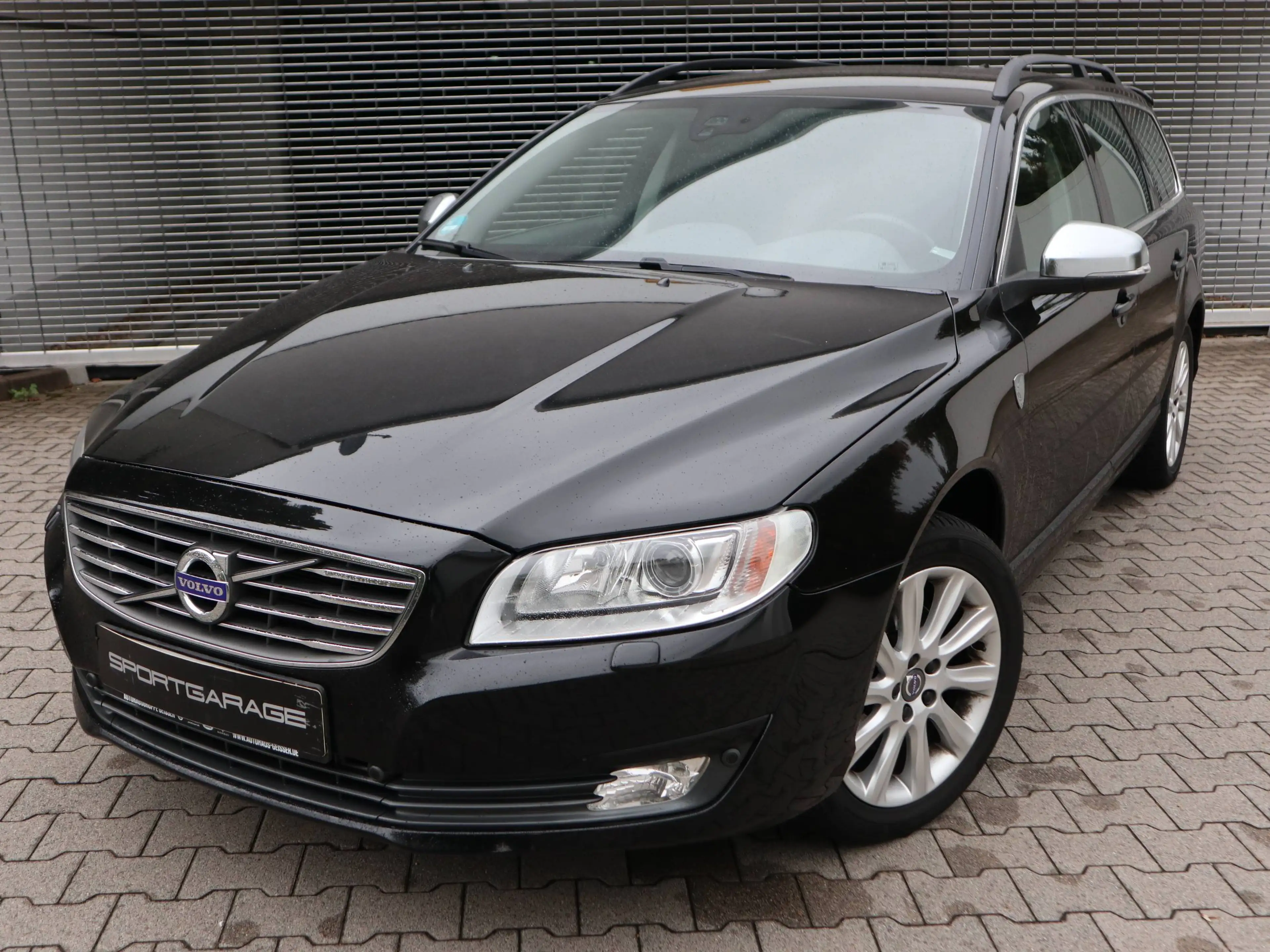 Volvo V70 Linje Classic Navi BiXen Kindersitze — photo 7