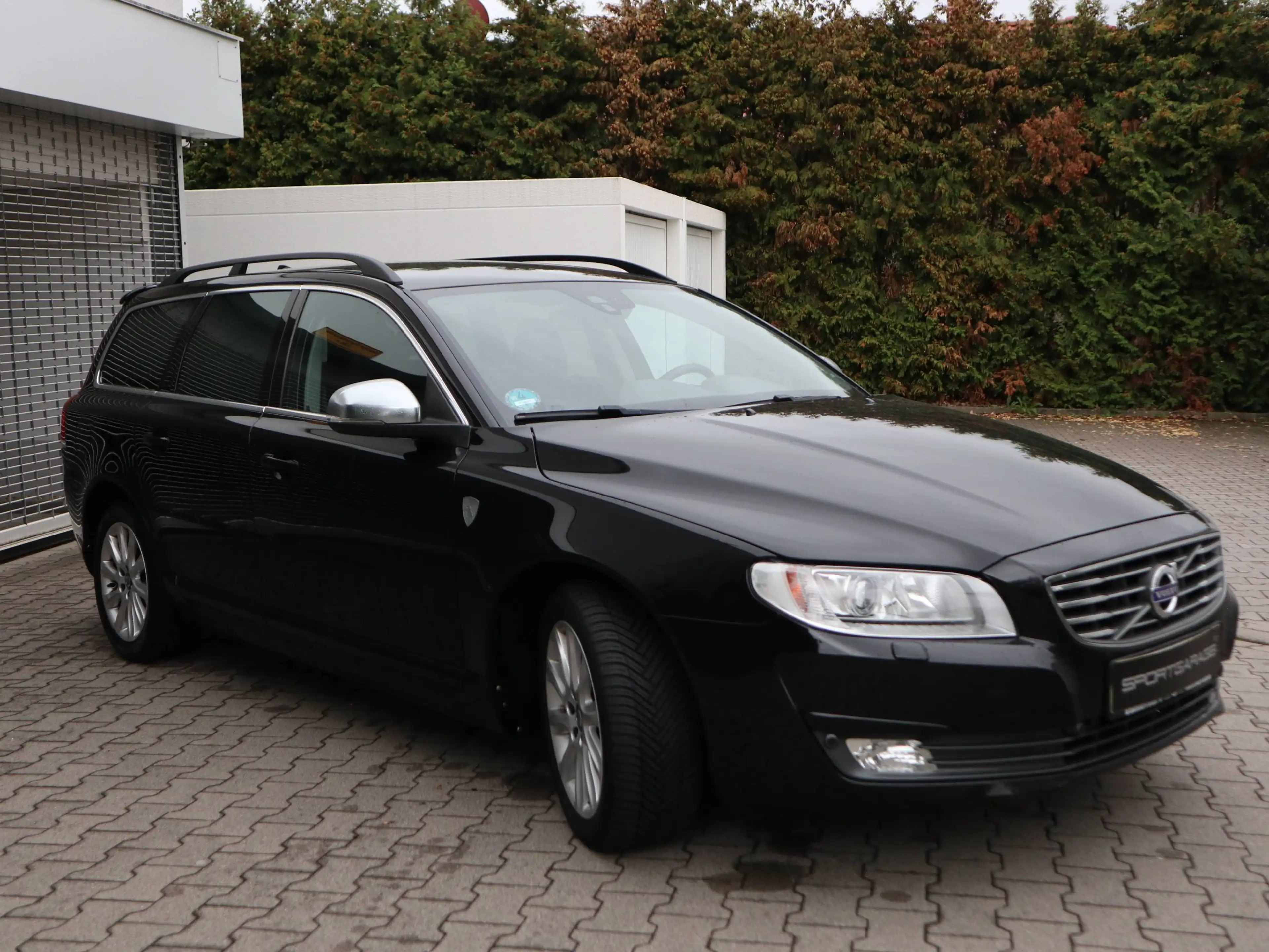 Volvo V70 Linje Classic Navi BiXen Kindersitze — photo 2