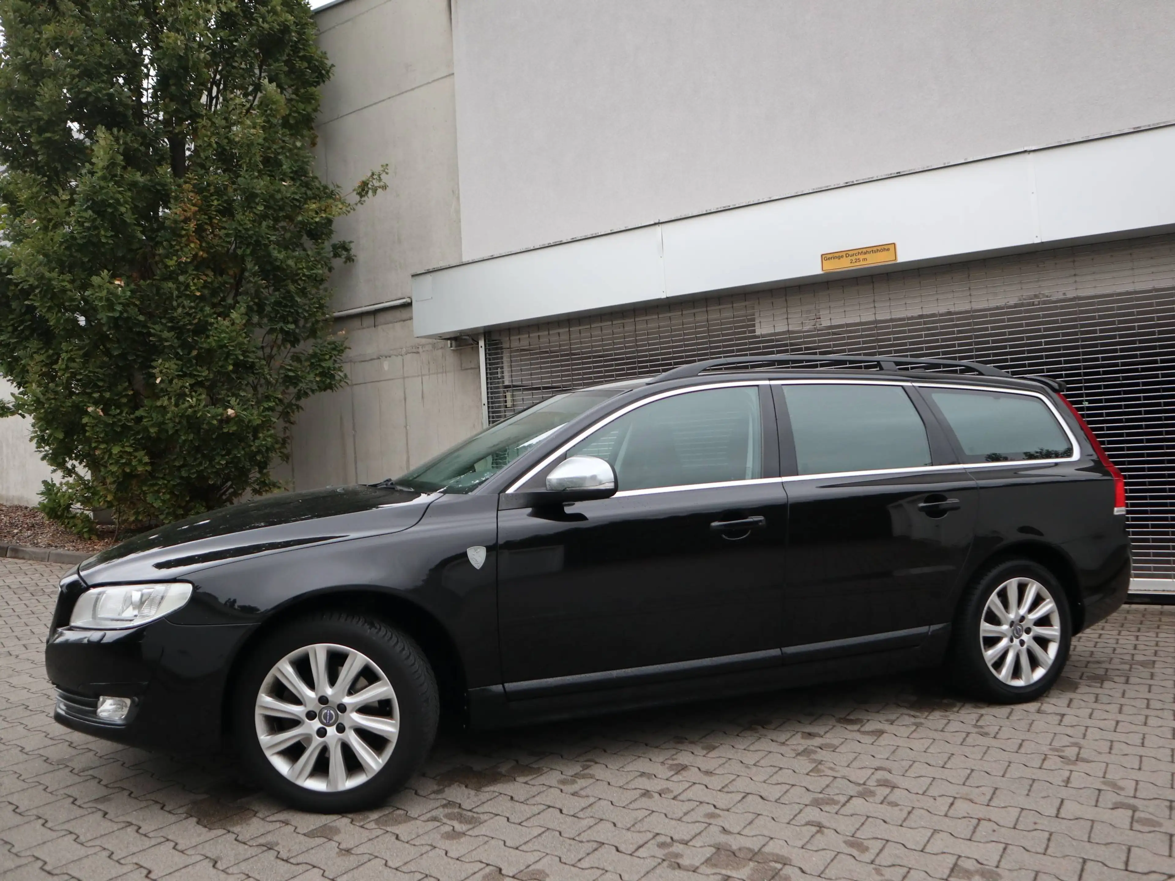 Volvo V70 Linje Classic Navi BiXen Kindersitze — photo 6