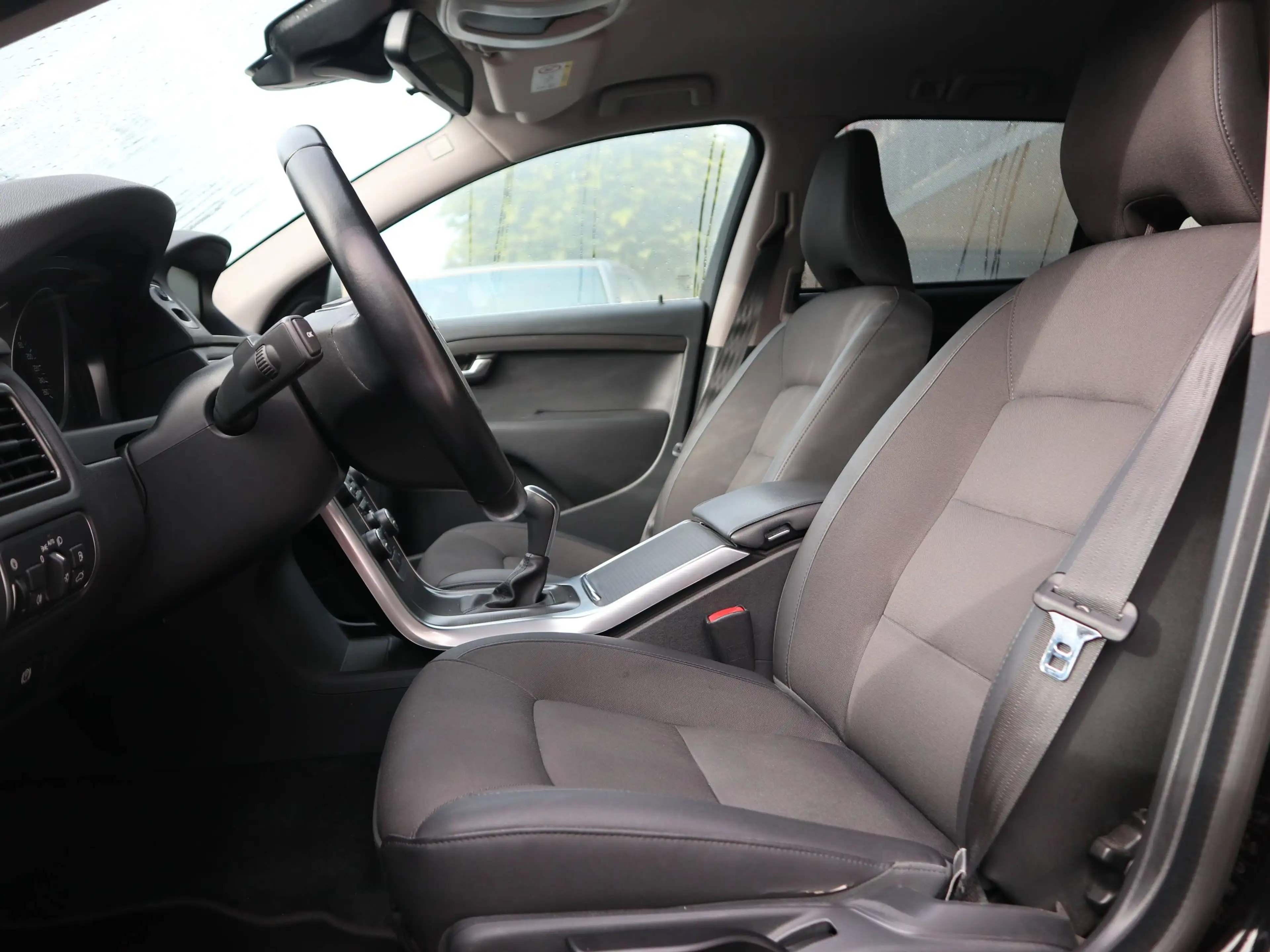 Volvo V70 Linje Classic Navi BiXen Kindersitze — photo 10