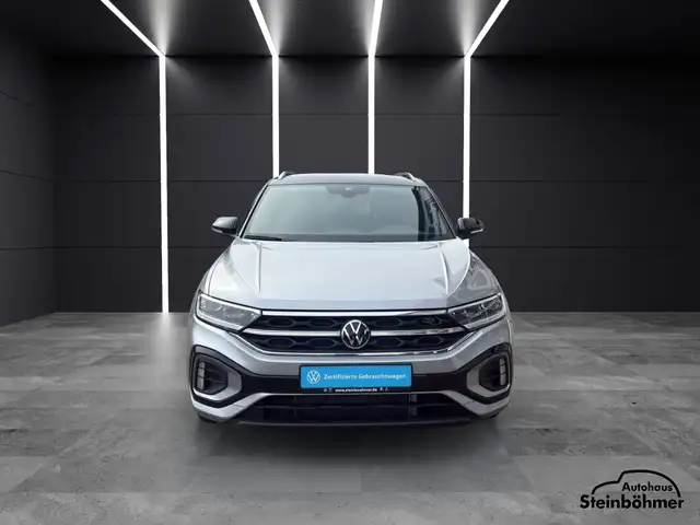 Volkswagen T-Roc view 10
