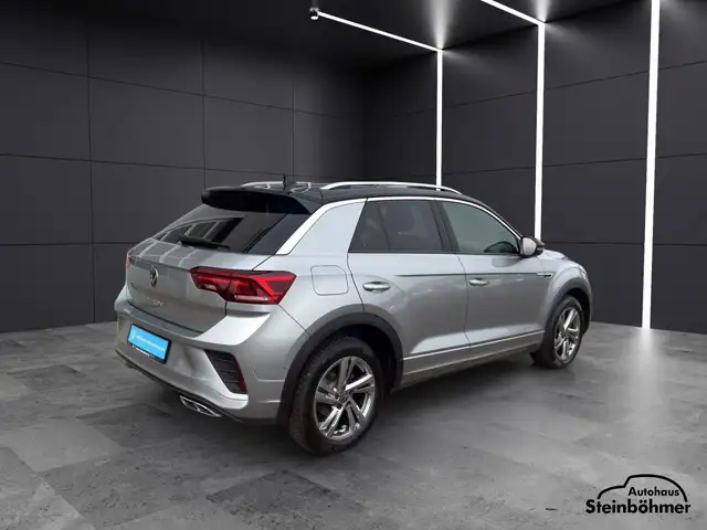 Volkswagen T-Roc view 7