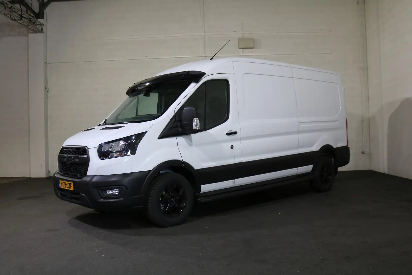 Ford Transit 2.0 TDCI 170pk L3 H2 Automaat Airco Camera 3.5T Tr Wit - 1