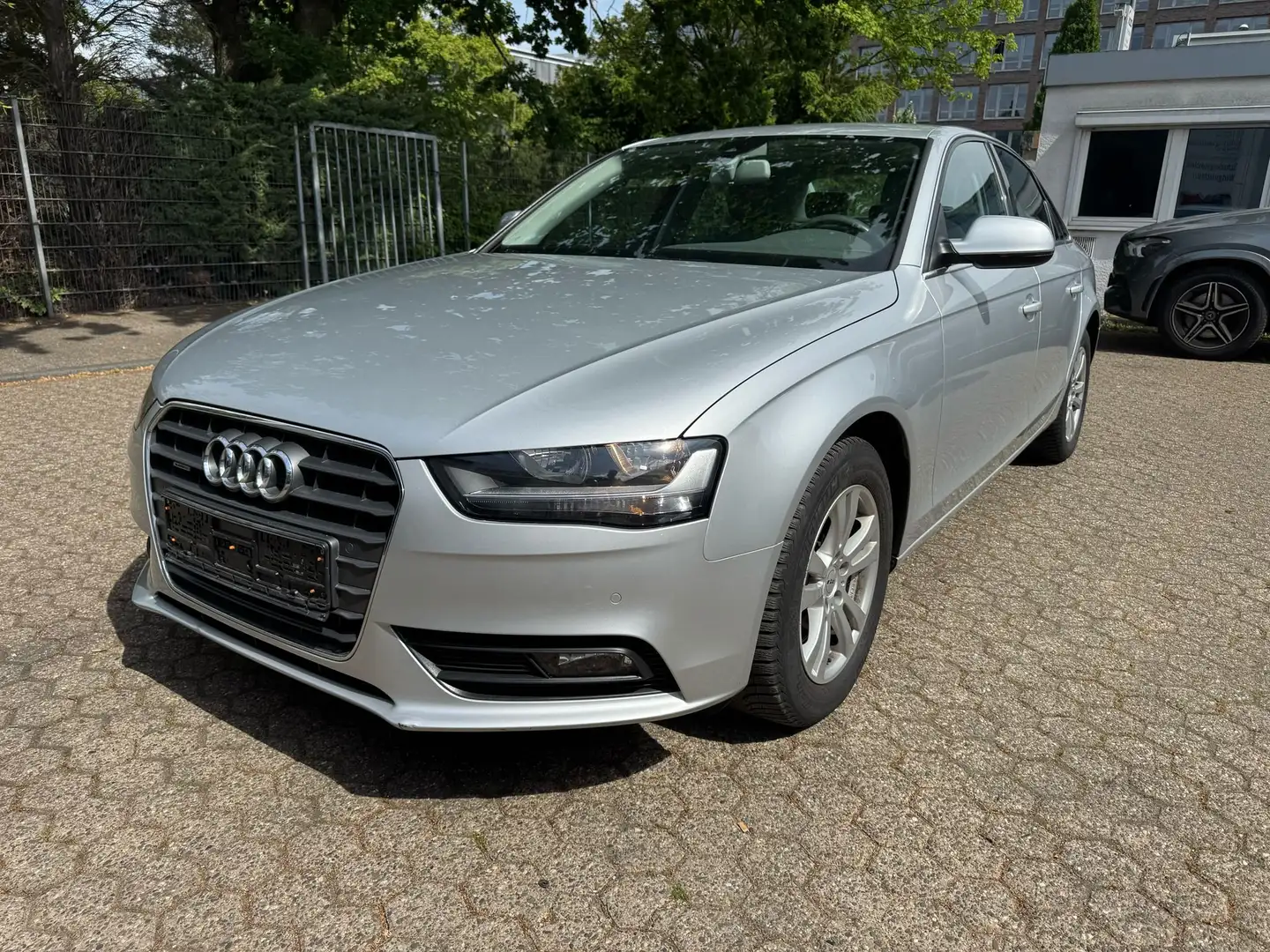 Audi A4 2.0 TFSI quattro Ambiente Sportpaket Argent - 1