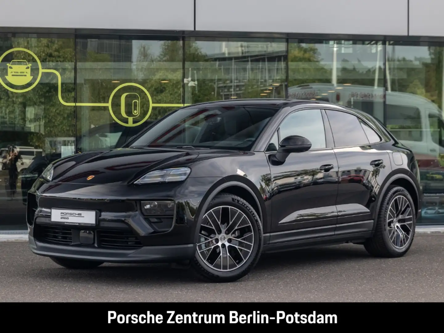 Porsche Macan Rückfahrkamera Panoramadach Luftfederung Schwarz - 1