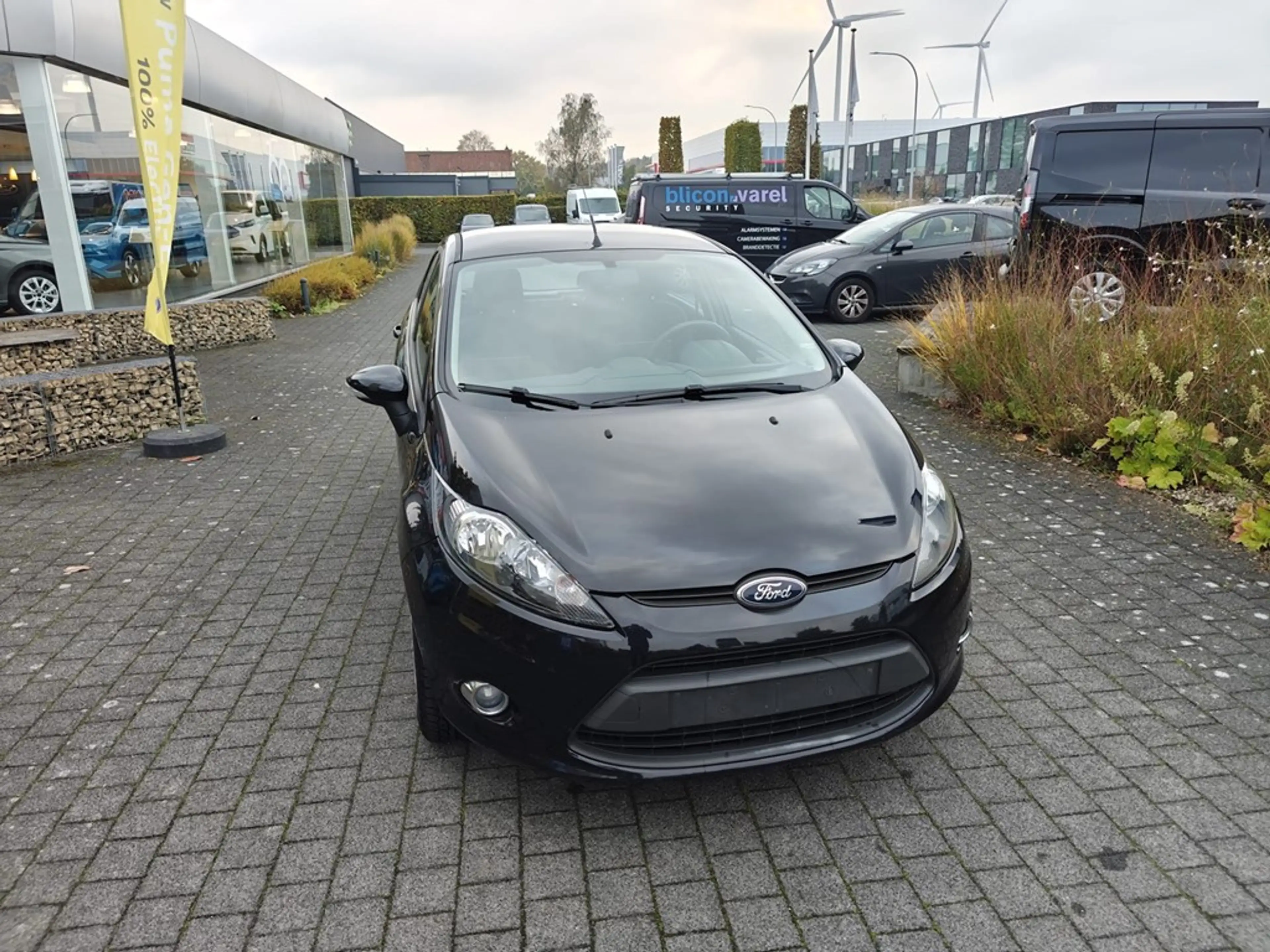Ford Fiesta Trend — photo 4