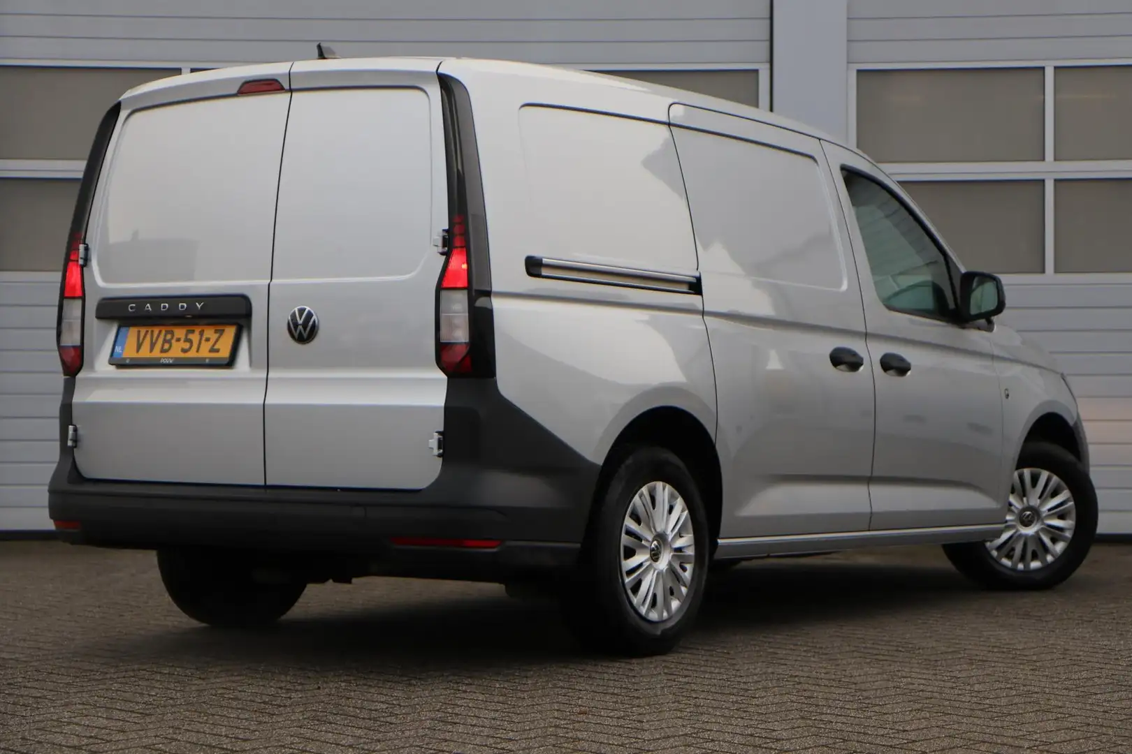 Volkswagen Caddy Cargo Maxi 2.0 TDI 75pk Comfort | Navigatie | App Zilver - 2