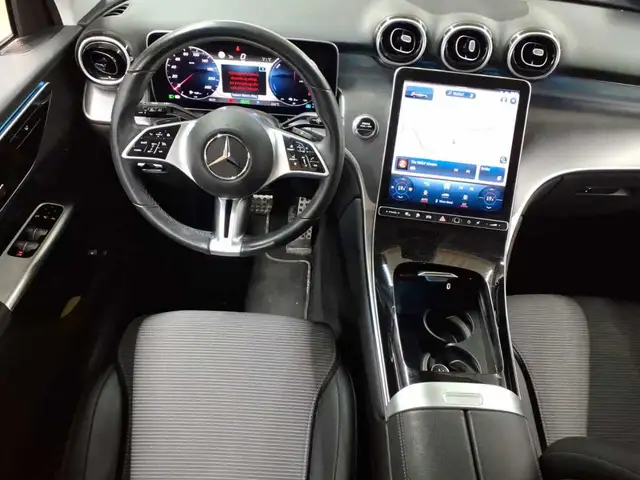 Mercedes-Benz GLC view 10