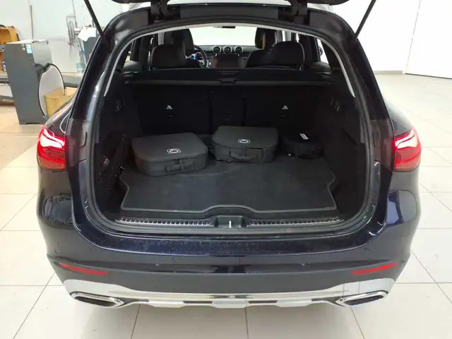 Mercedes-Benz GLC view 15