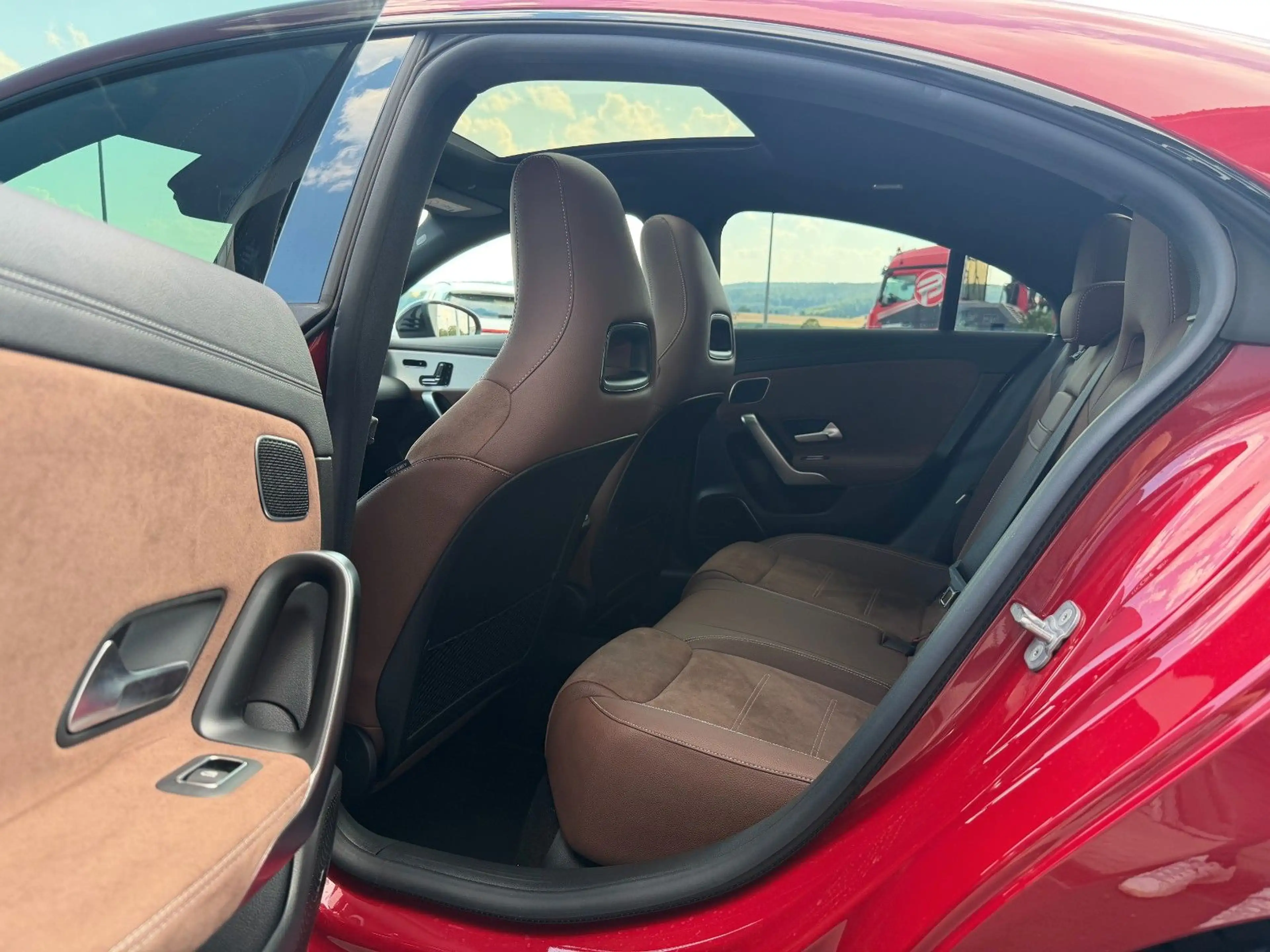 Mercedes-Benz CLA 45 AMG CLA 45 S AMG+Pano+Burm+Memory+Distr+HUD+360 — photo 10