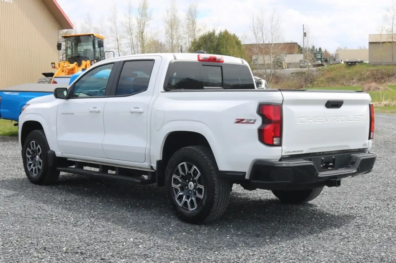 Chevrolet Colorado photo Chevrolet Colorado