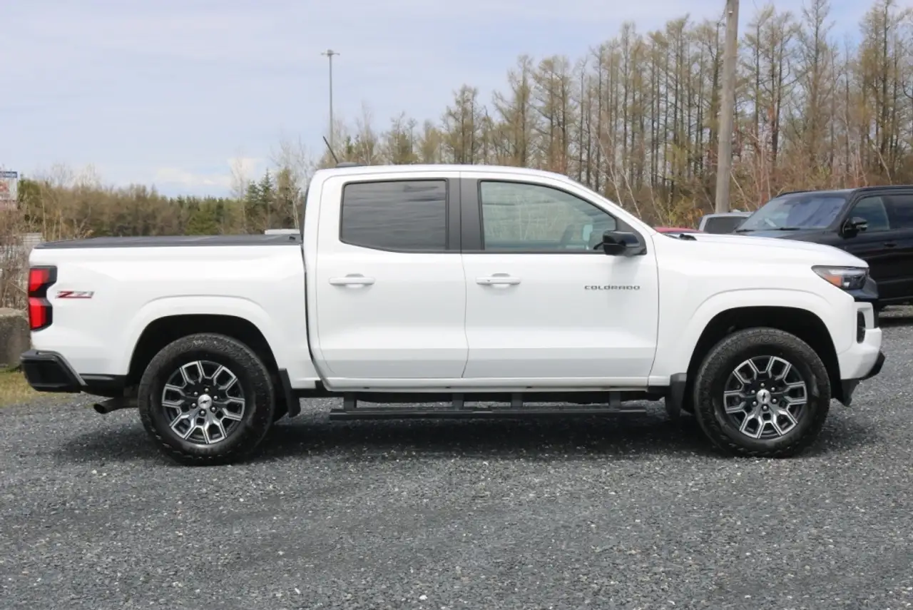 Chevrolet Colorado photo Chevrolet Colorado