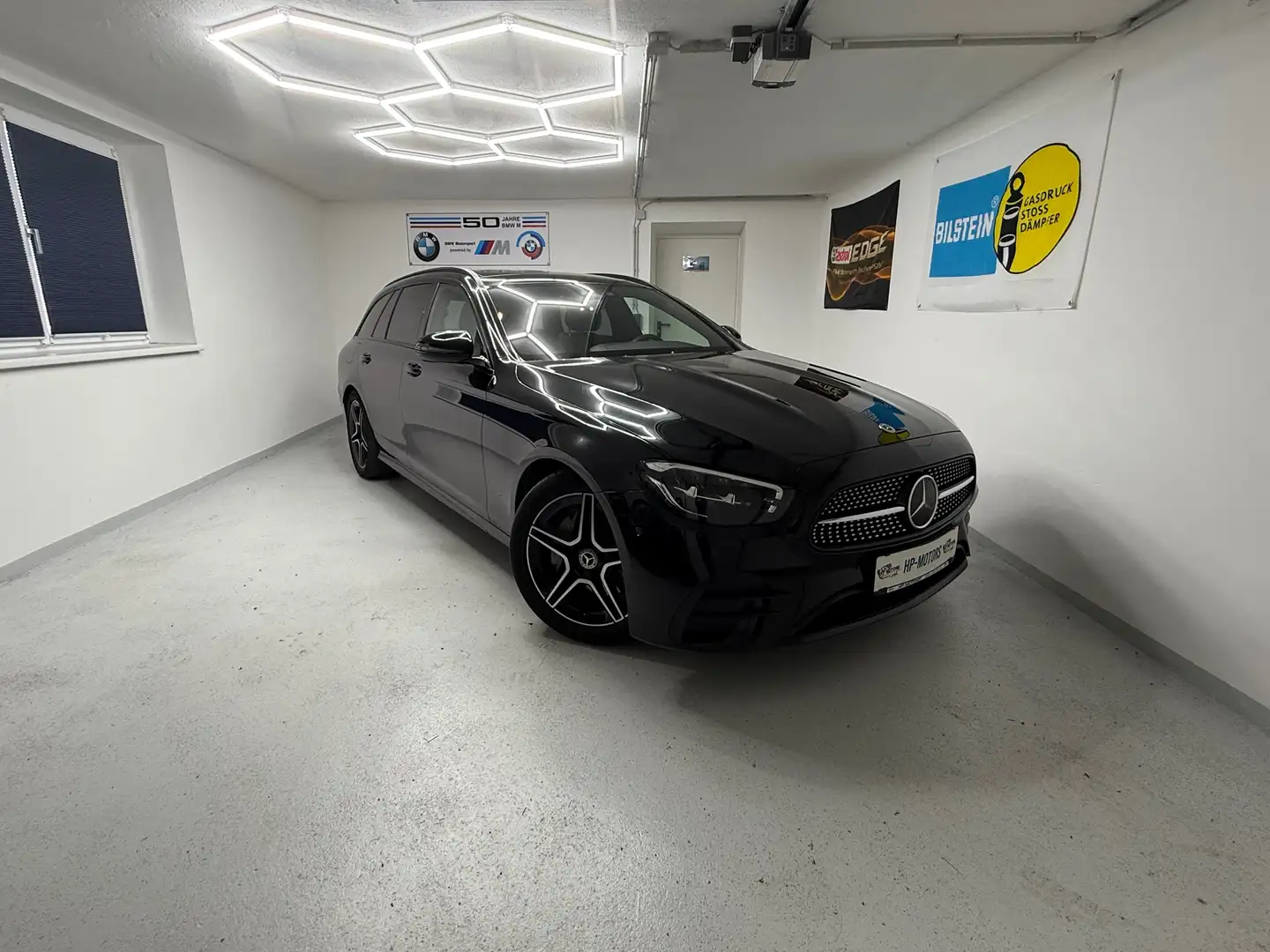 Mercedes-Benz E 220 E 220 d (213.204) *LED*AMBIENTE*PANORAMA*GARANTIE*VIRTUELL*RÜCKFAHRKAMERA* Schwarz - 2