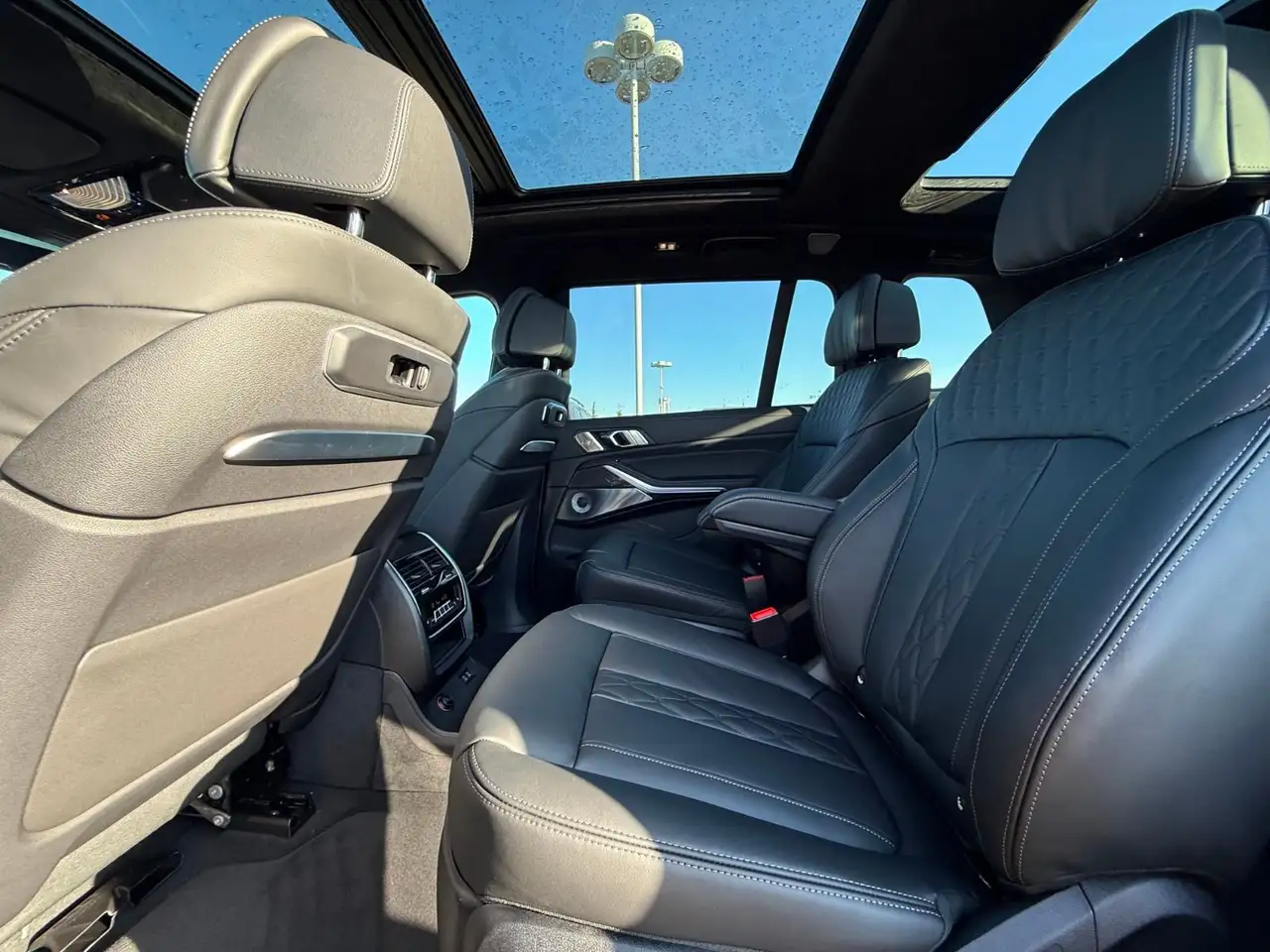 BMW X7 снимка BMW X7