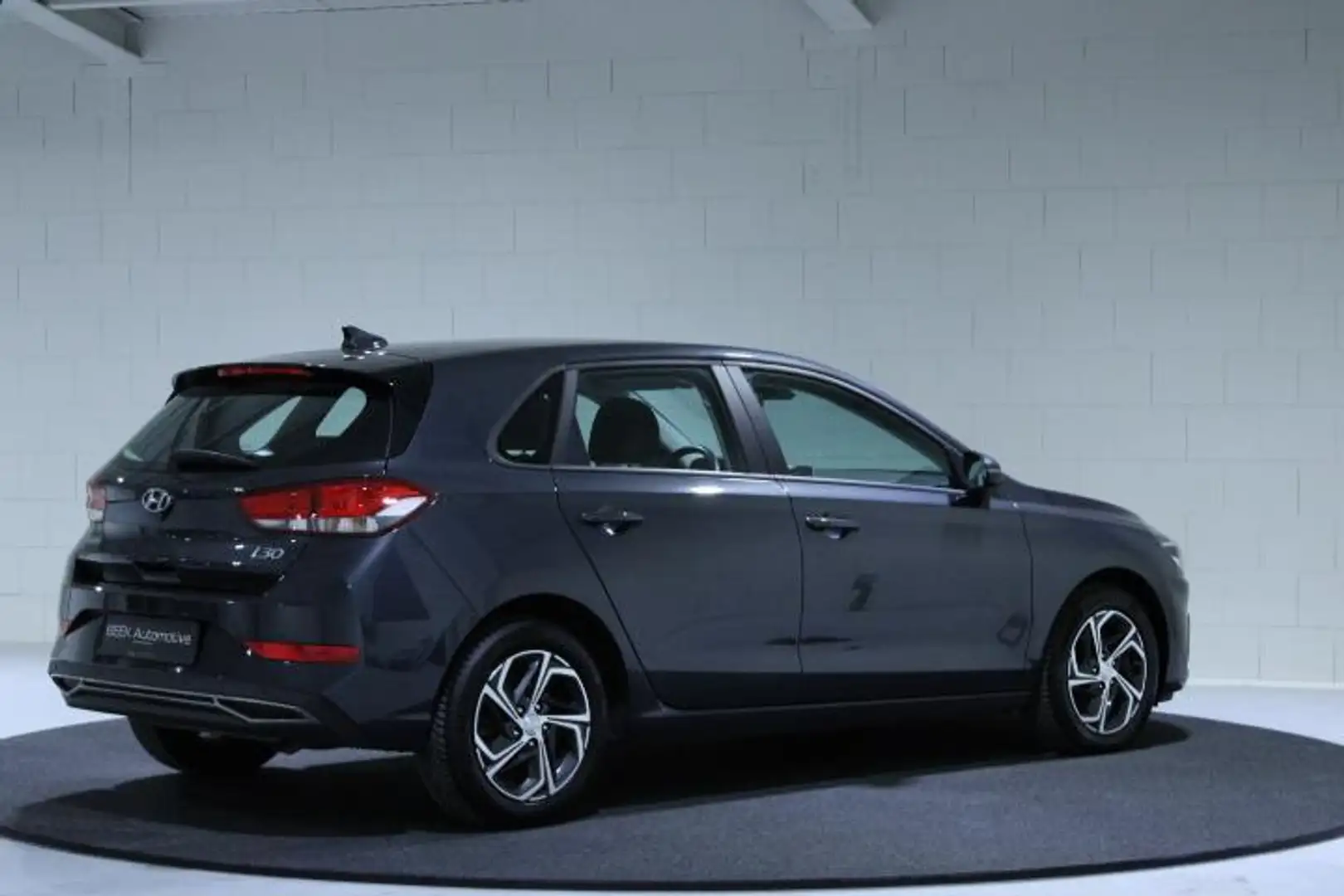 Hyundai i30 1.0 T-GDi MHEV | Parkeercamera | Apple CarPlay Noir - 2