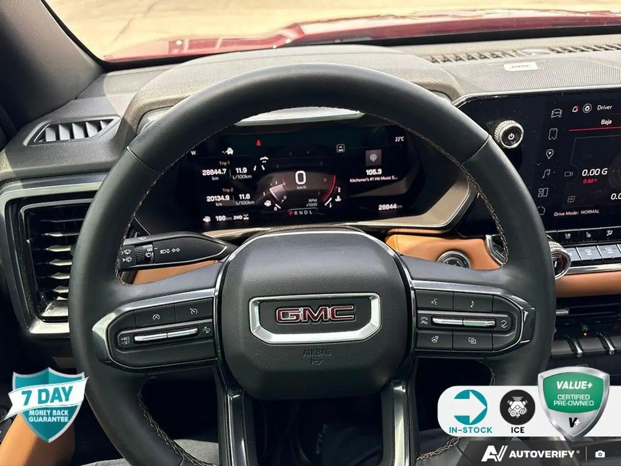 GMC Canyon photo GMC Canyon