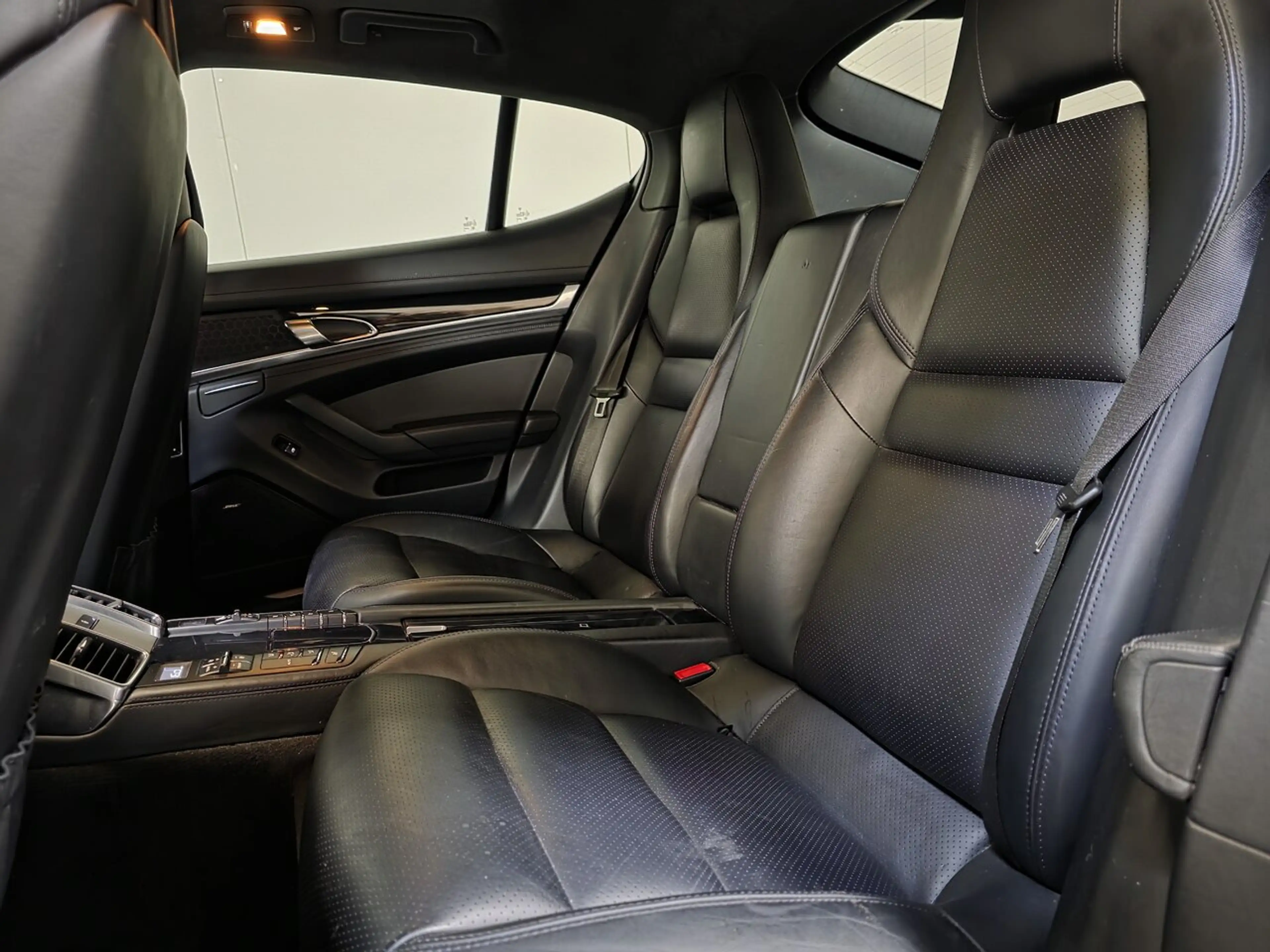 Porsche Panamera S E-Hybrid Autom. - GPS - BOSE - Topstaat! — photo 10