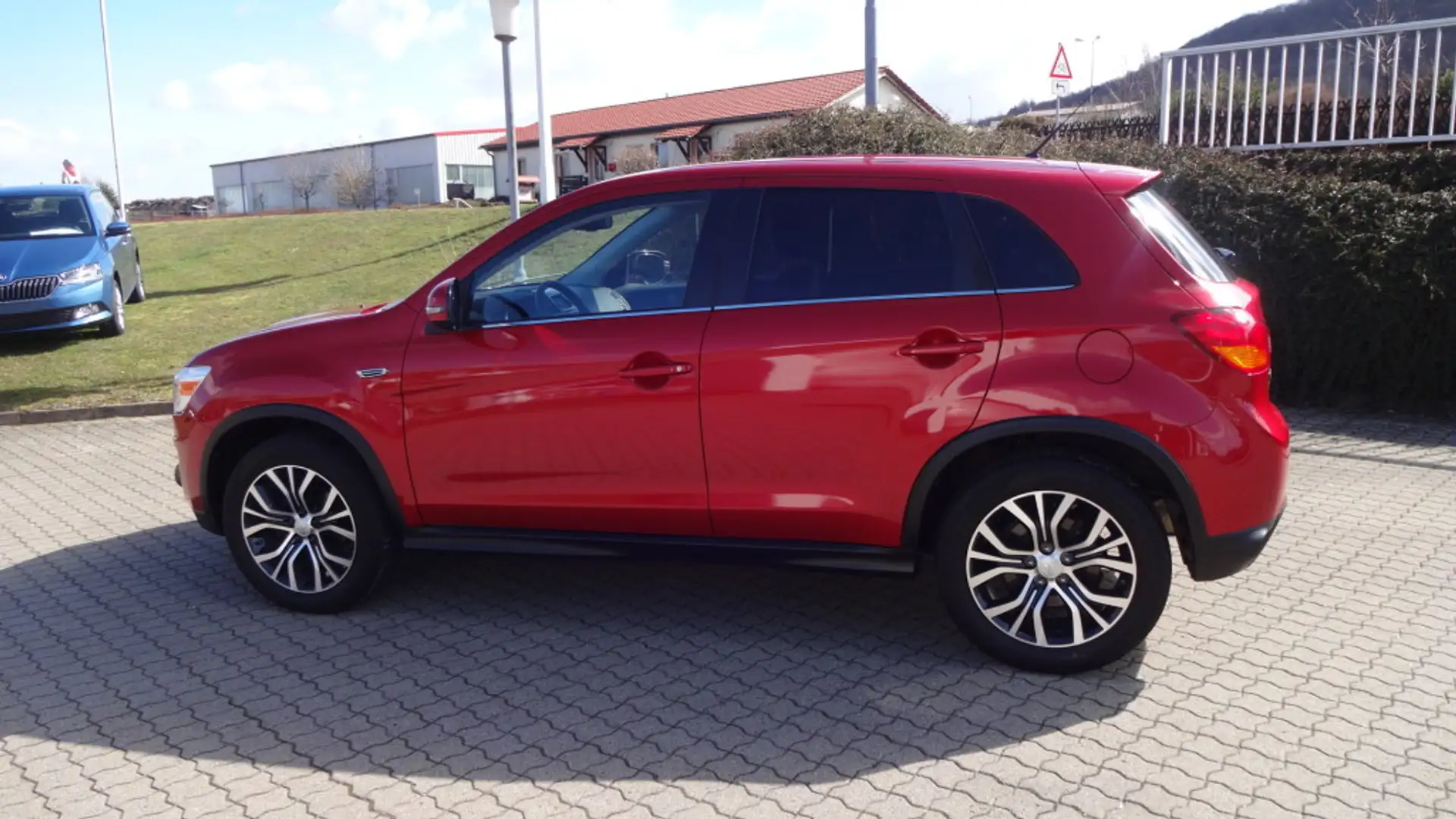 Mitsubishi ASX PLUS 1.6 DI-D Rot - 2