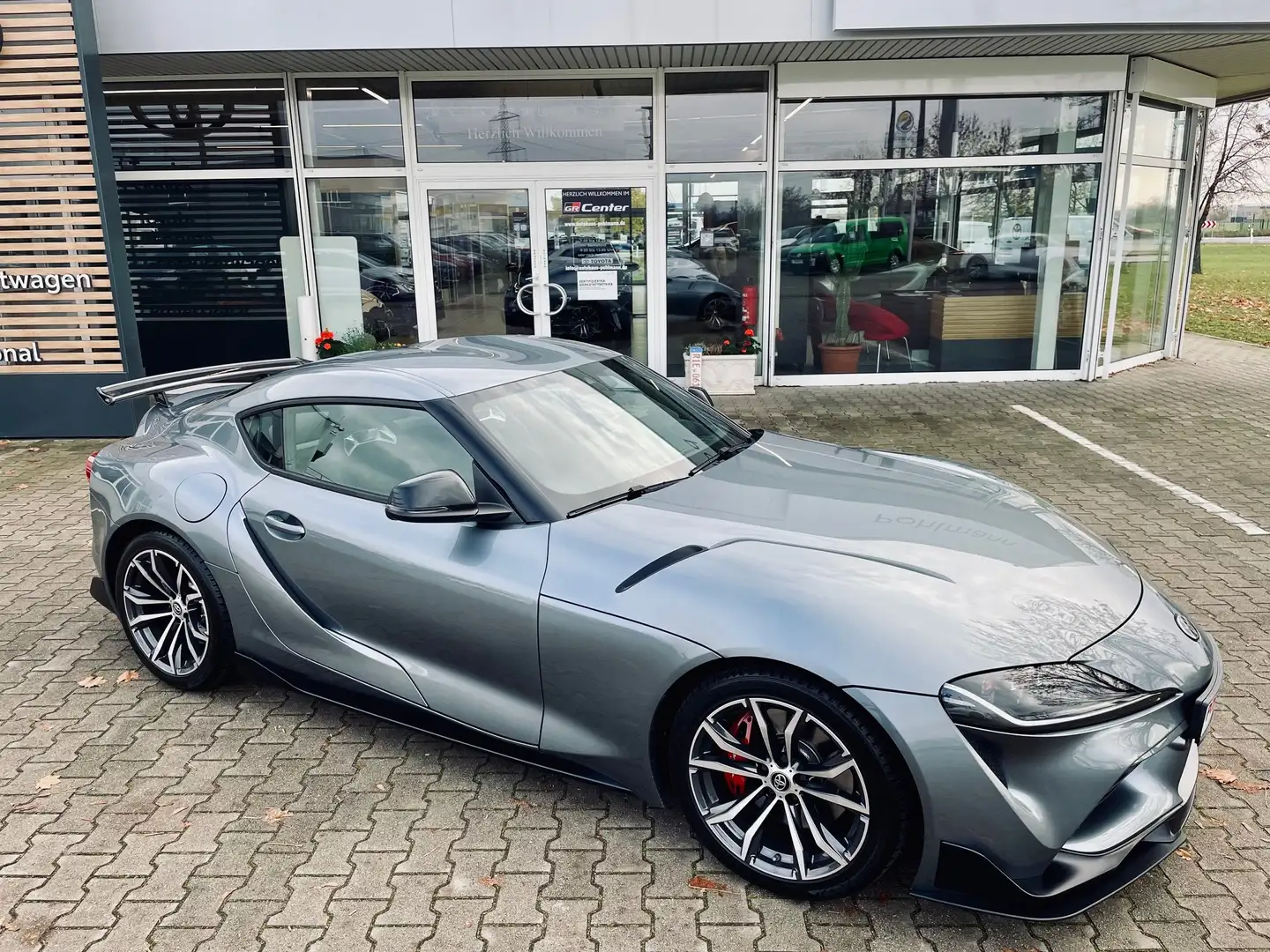 Toyota Supra GR 2.0 Dynamic Premium AC-SCHNITZER*NAVI Grau - 2