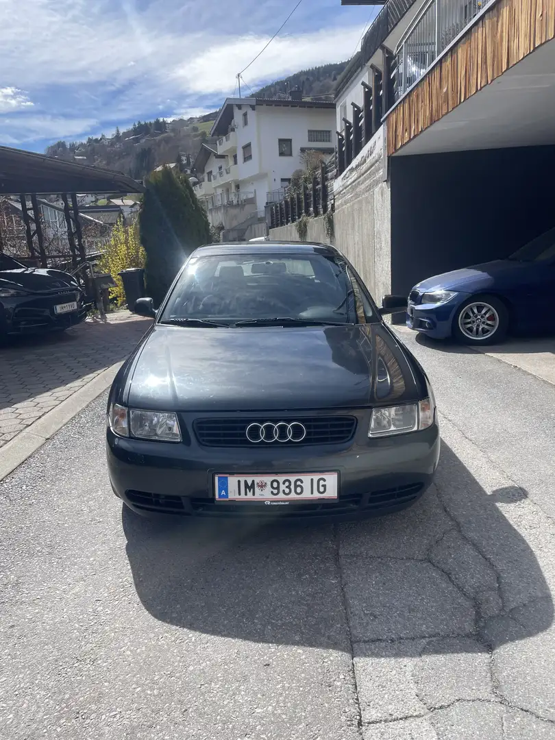 Audi A3 1,9 Ambiente TDI - 1