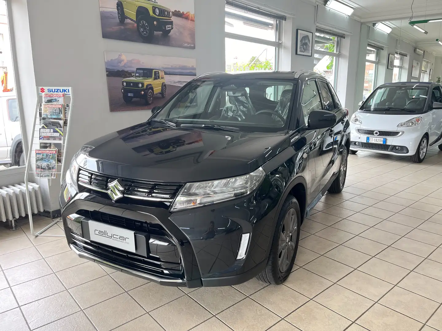 Suzuki Vitara 1.4h Cool 2wd PROMO MAGGIO 2025 Negro - 1