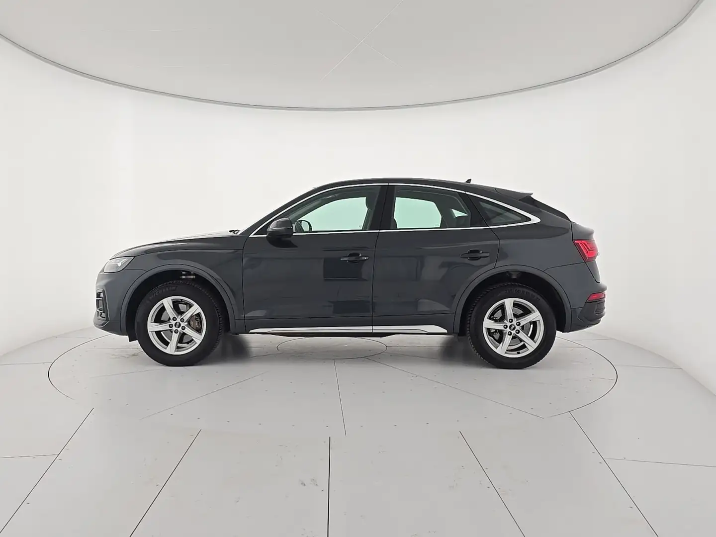 Audi Q5 SPB Sportback 40 TDI quattro Advanced Grigio - 2