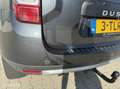Dacia Duster 1.2 TCe 4x2 Prestige Dealer onderhouden NWE APK NA Grijs - thumbnail 22