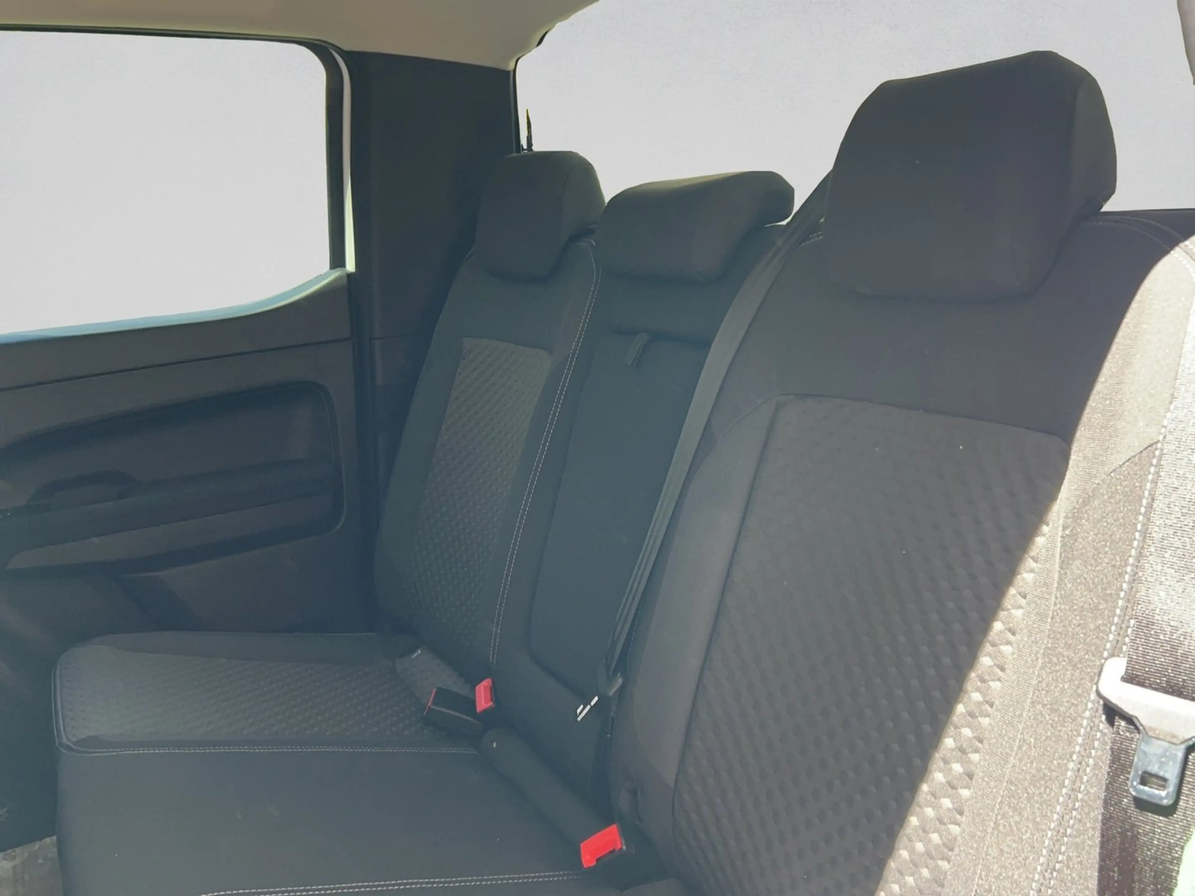 Volkswagen Amarok Life TDI 4MOTION — photo 9