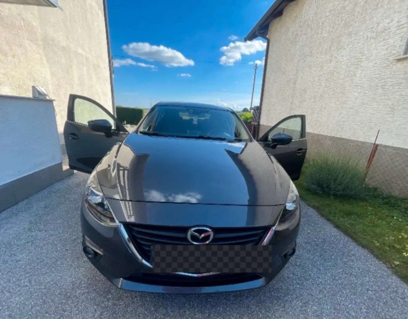 Mazda 3 SKYACTIV-G 120 Automatik Sports-Line - 2