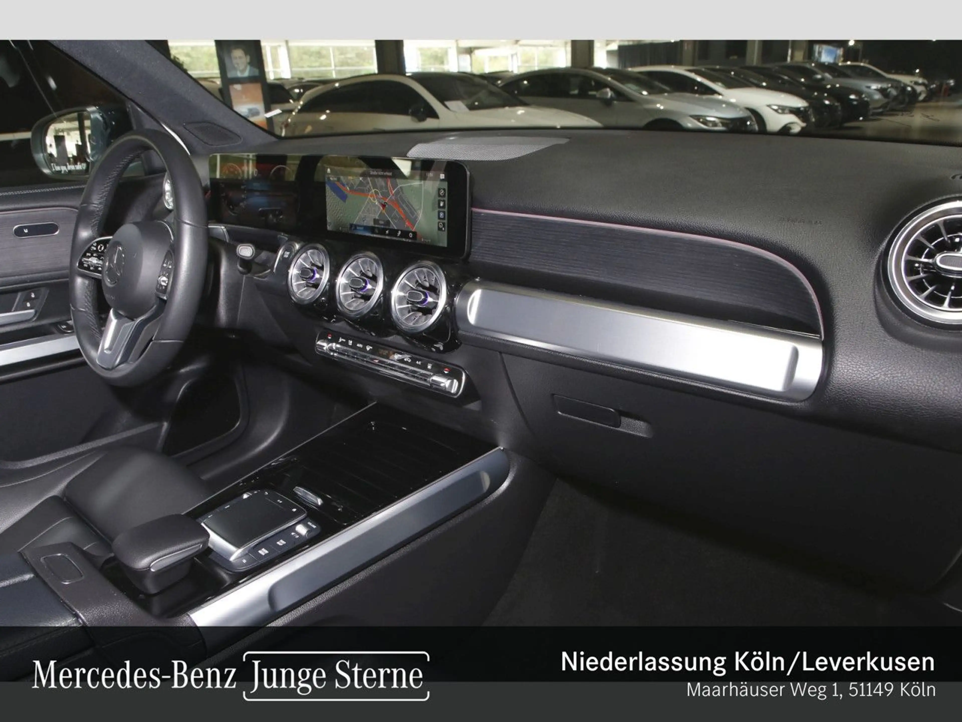 Mercedes-Benz EQB 250 PROG+NIGHT+20"+PLUS-PAKET+PANO+360+KEYLESS — photo 8