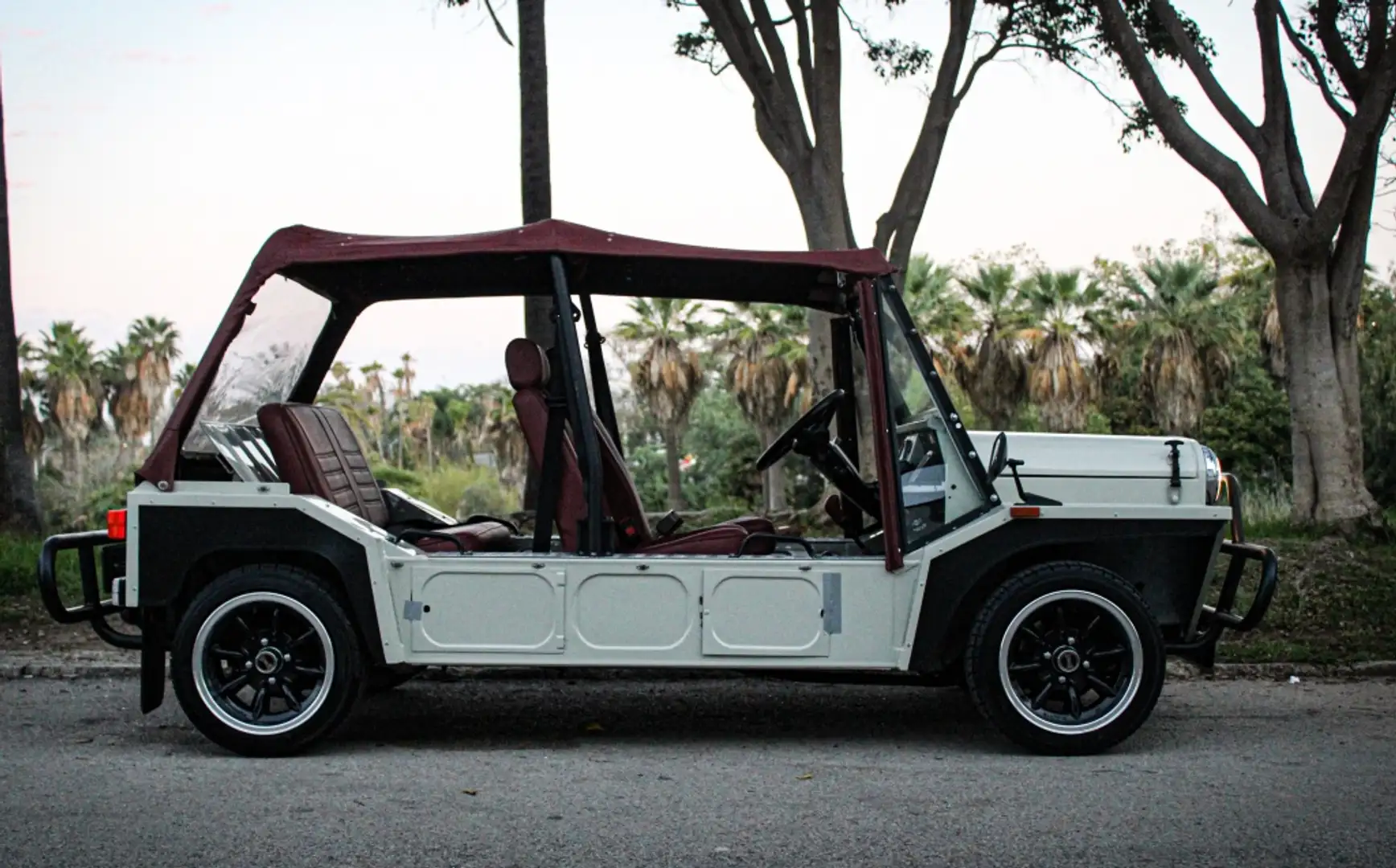 Austin Mini Moke Gris - 2