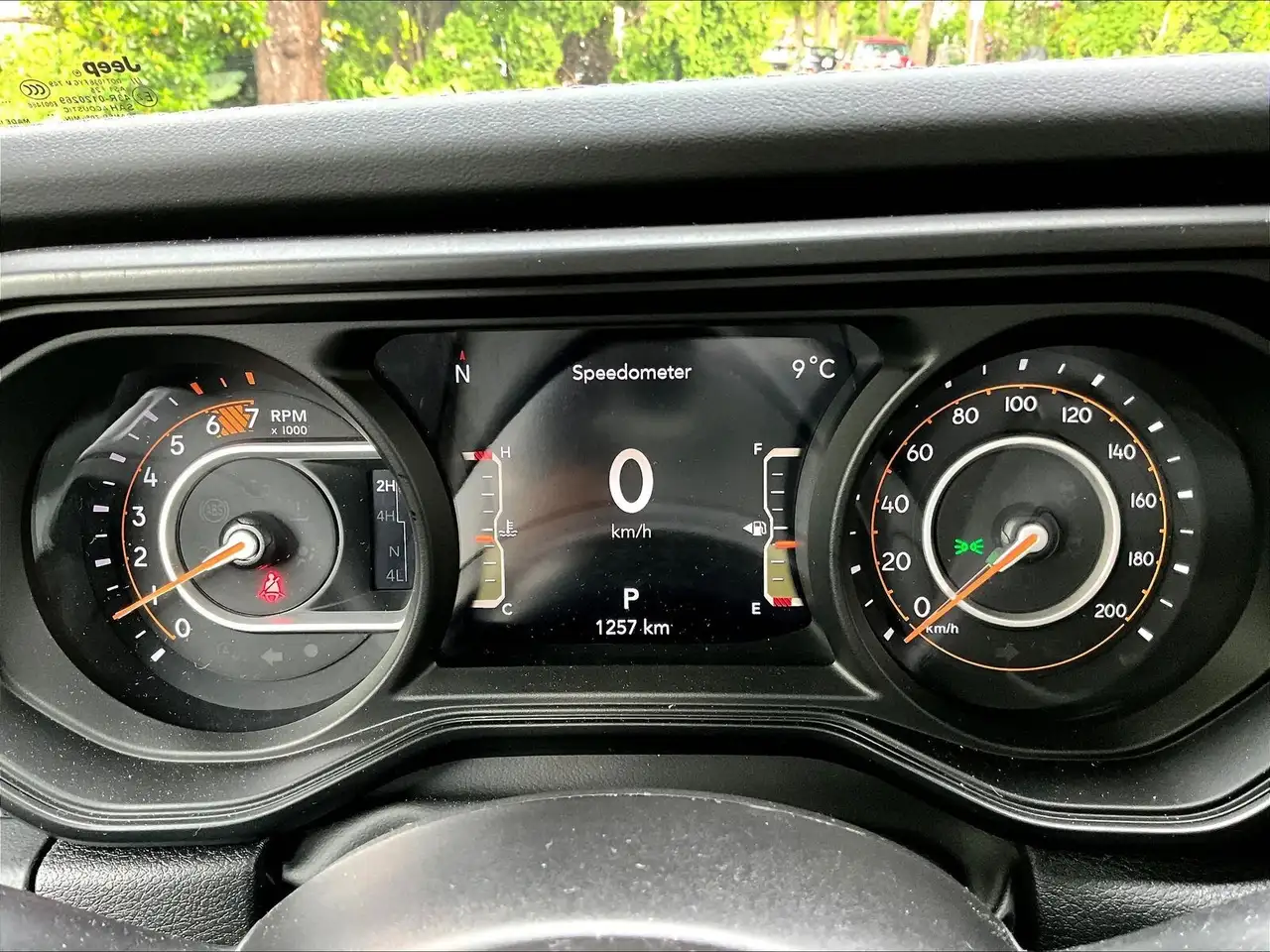 Jeep Wrangler снимка Jeep Wrangler
