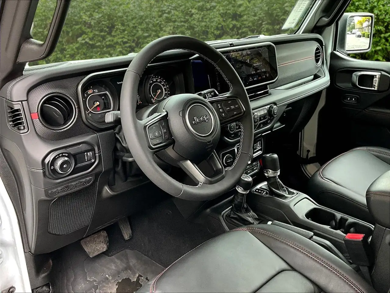 Jeep Wrangler снимка Jeep Wrangler