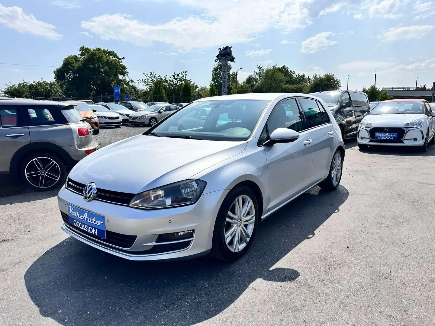 Volkswagen Golf 1.2 TSI Highline Gris - 2