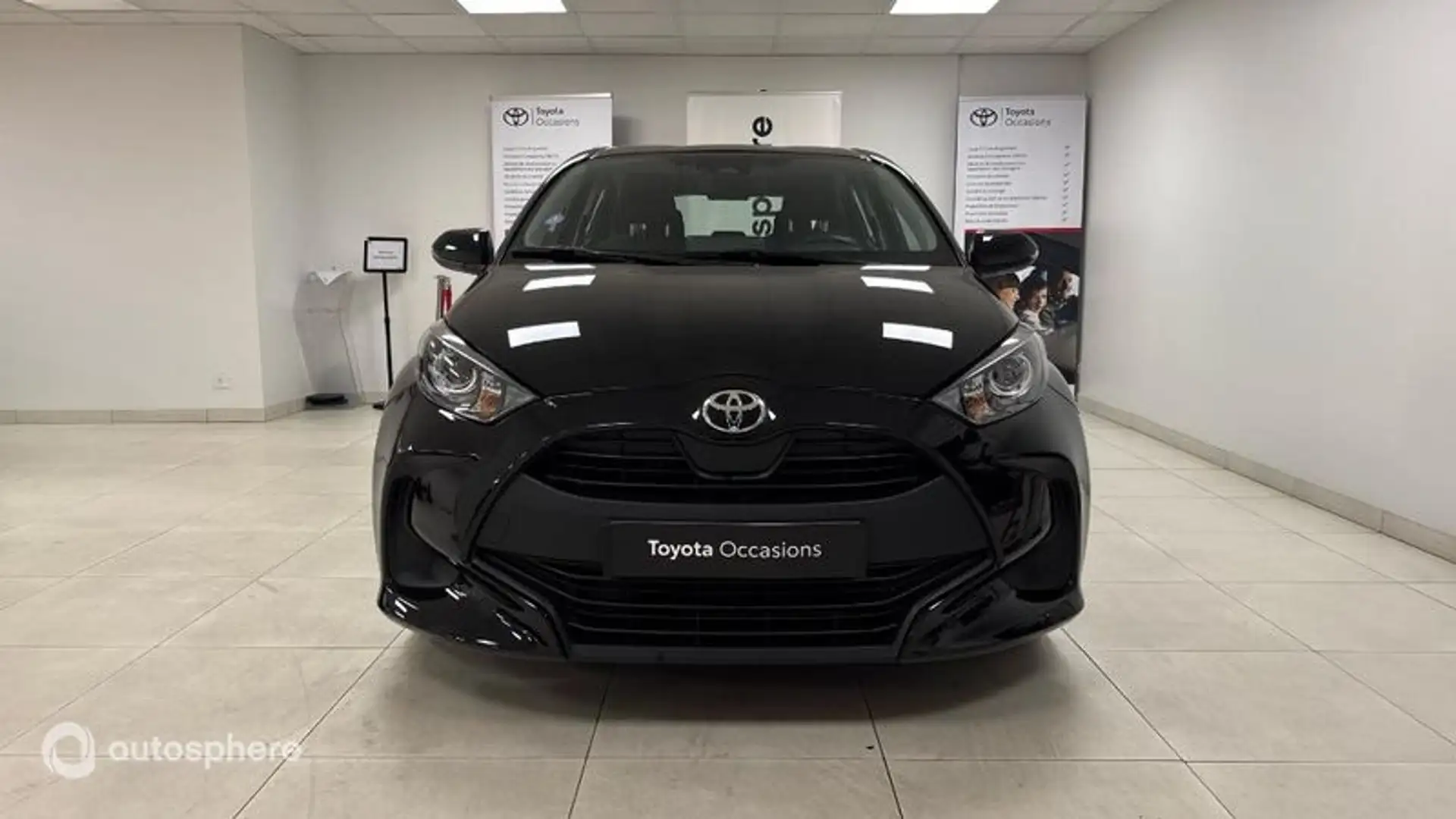 Toyota Yaris 70 VVT-i Dynamic 5p MY22 - 2