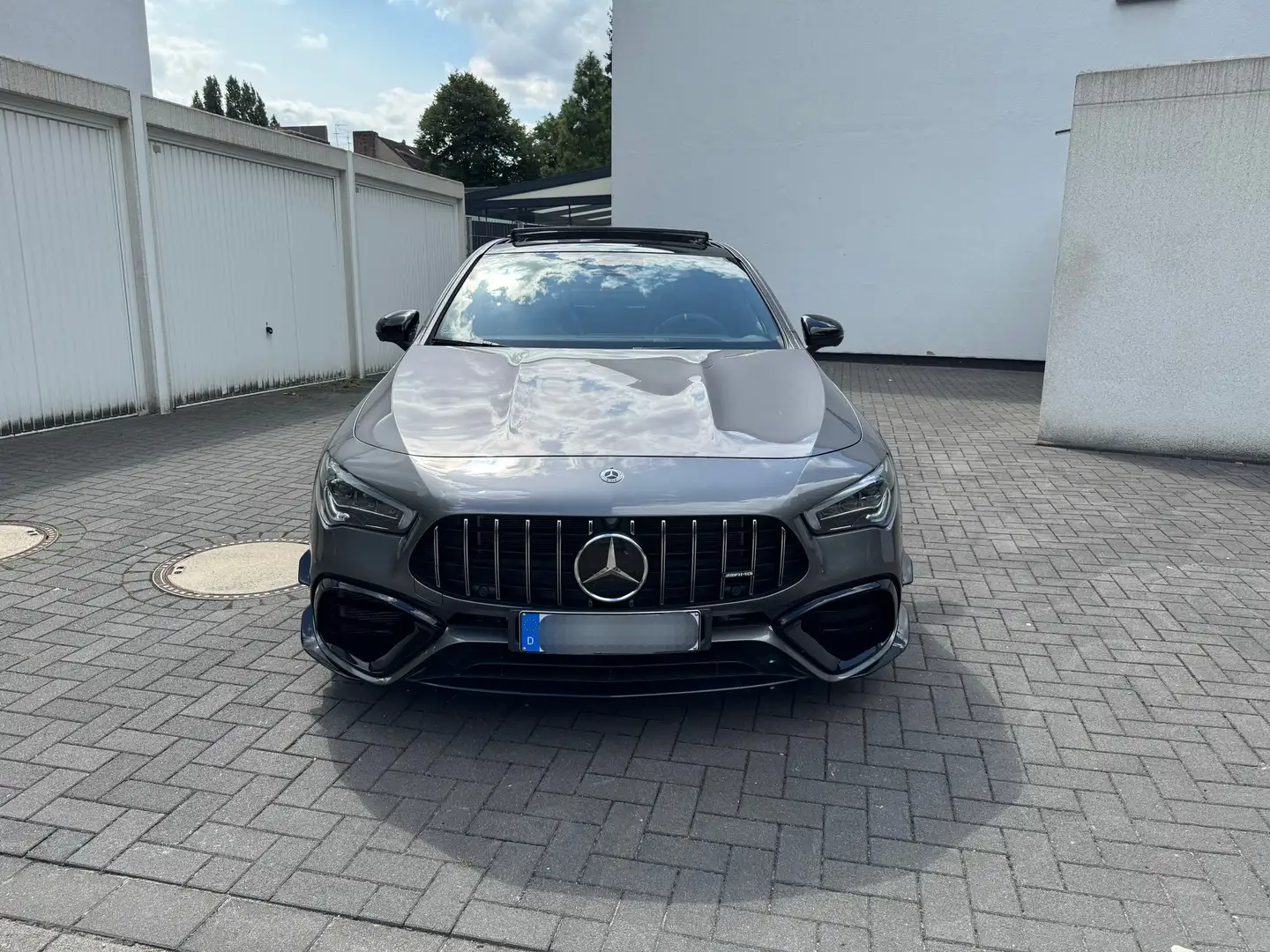 Mercedes-Benz CLA 45 AMG Vollausstattung - 1