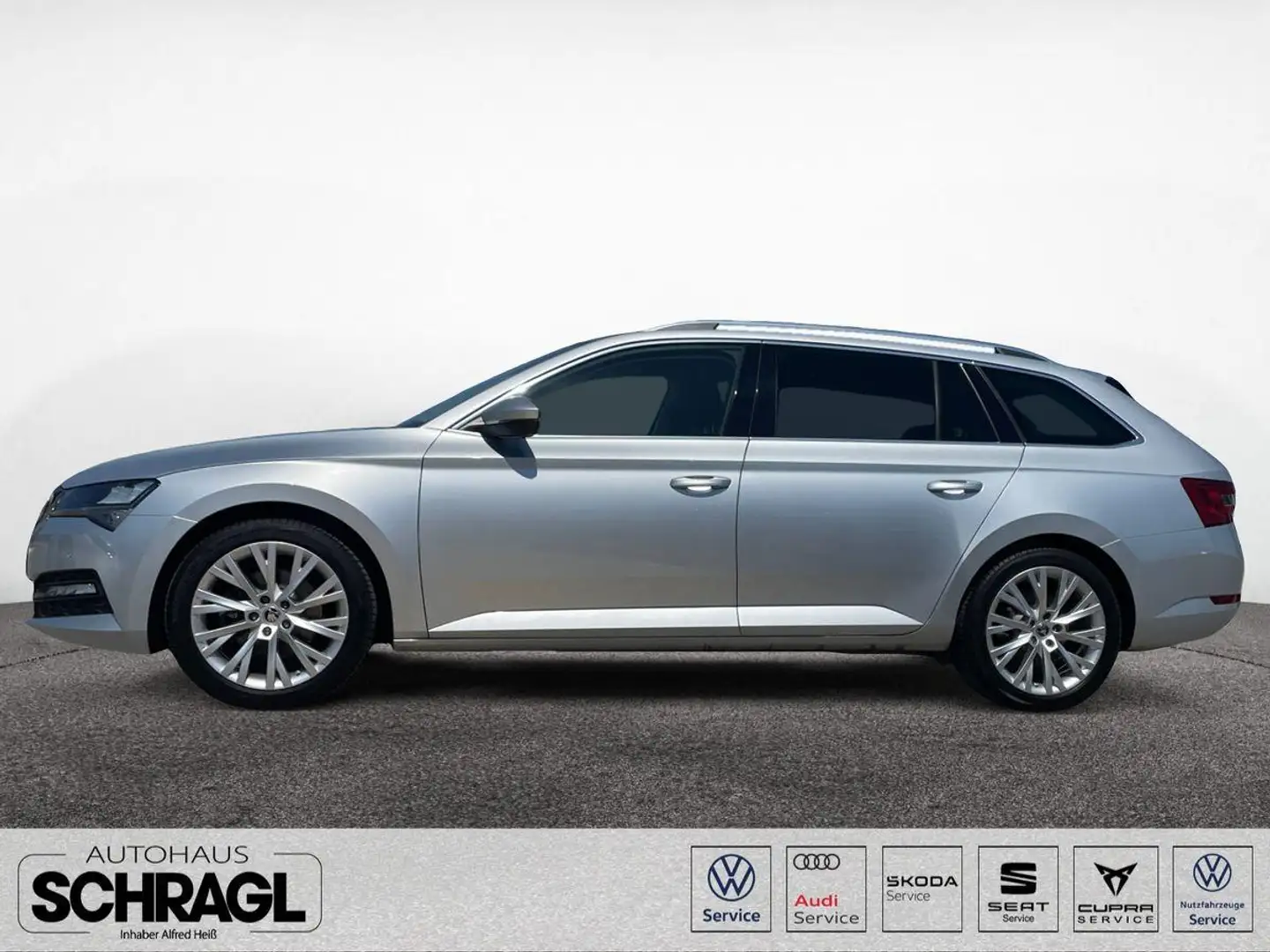 Skoda Superb 2.0 TSI Ambition+AHK+NAVI+LED Silber - 2