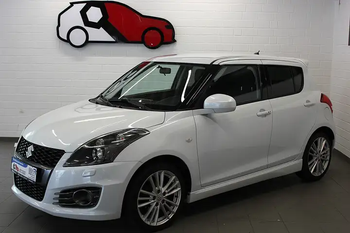 Suzuki Swift 5-Türer 1.6 Sport Shzg Xenon Klima BT USB Tempo