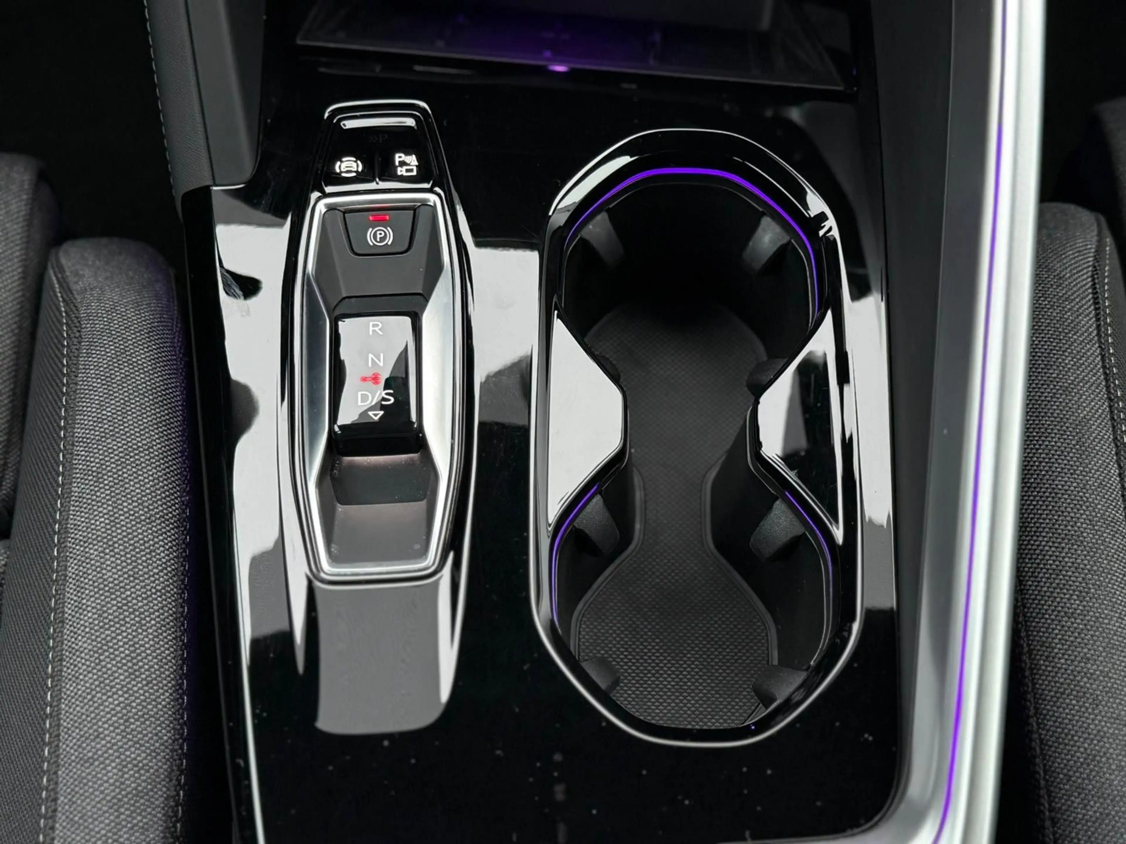 Audi Q5 2.0TDI QUATTRO 360 S LINE EDITON 2xDISPLAY — photo 13