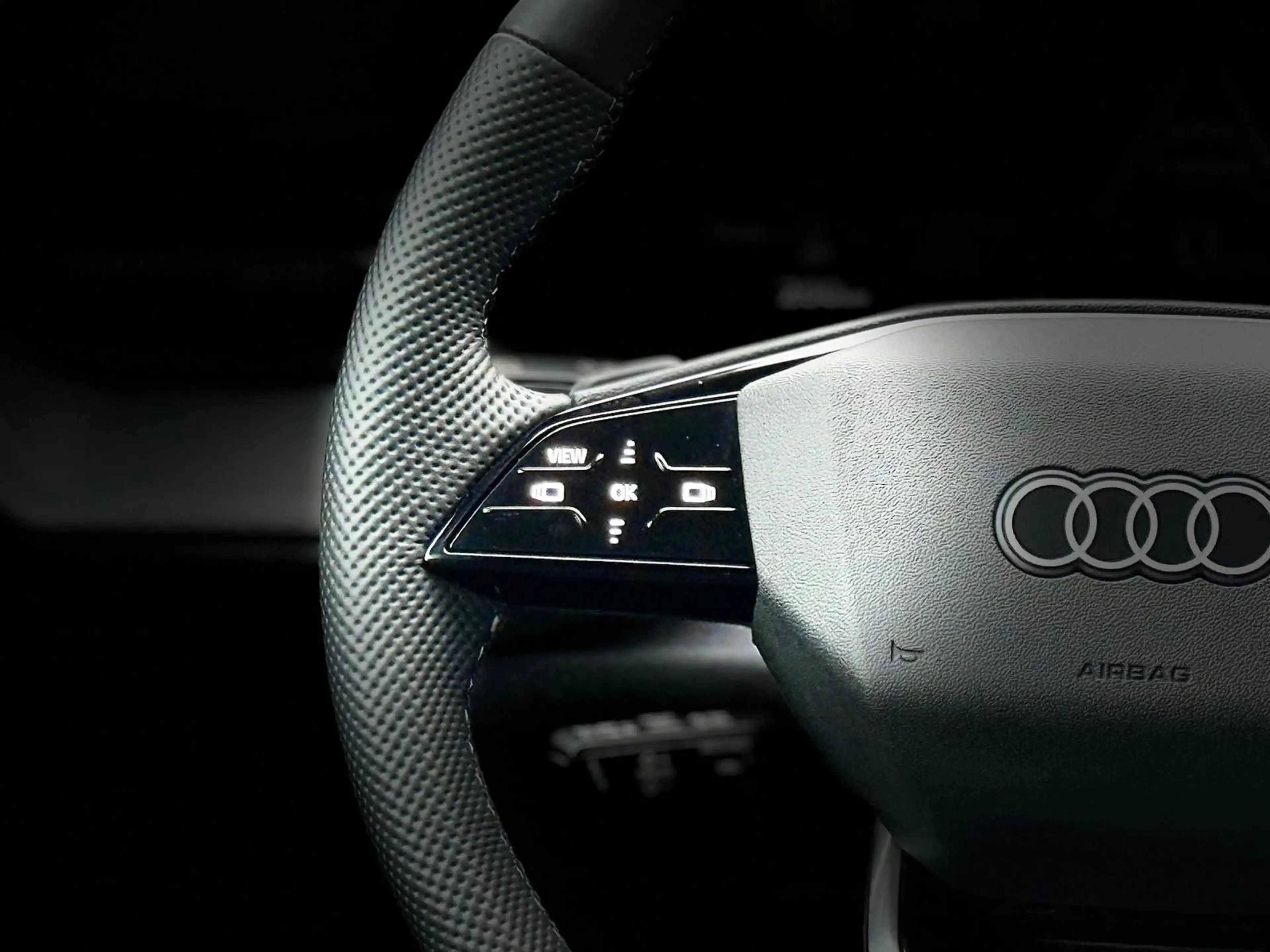 Audi Q5 2.0TDI QUATTRO 360 S LINE EDITON 2xDISPLAY — photo 9