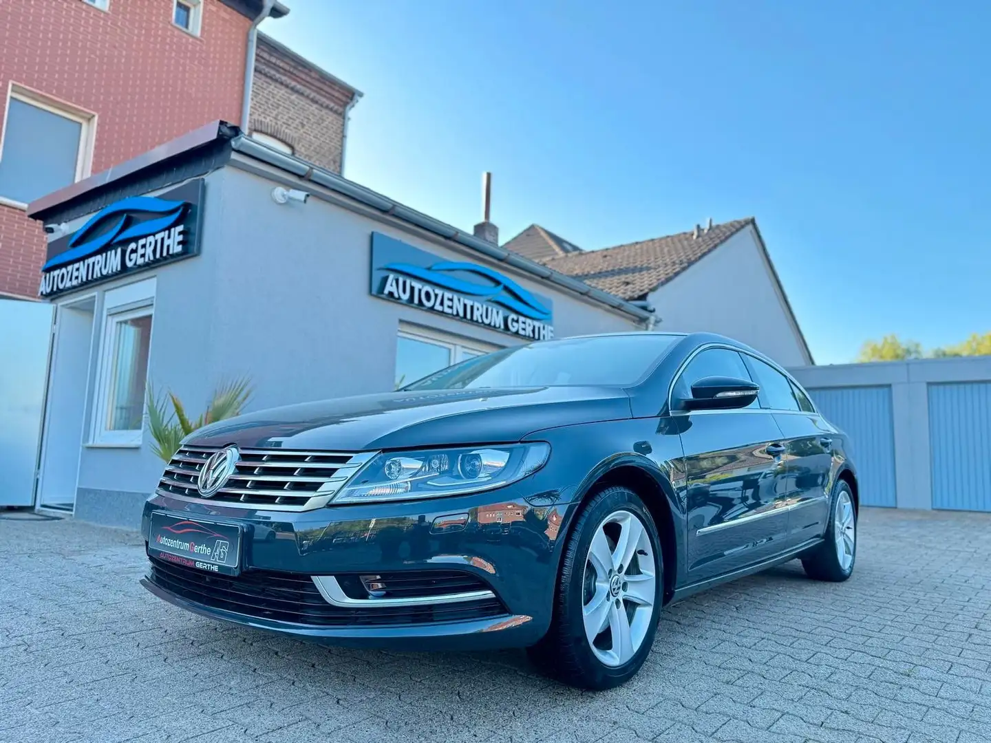 Volkswagen CC Comfortline BMT *Navi*KM 38.000*Bi-Xenon*SHZ* Gris - 2