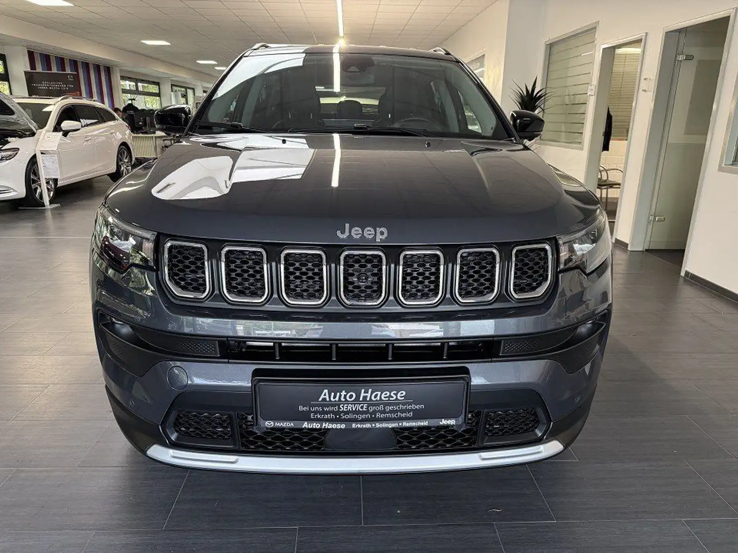 Jeep Compass 1.5 130PS Limited Premium- & Winter-Pake Gris - 2