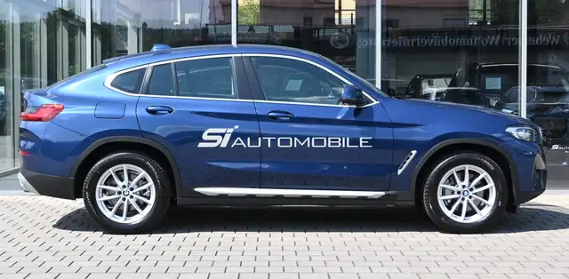 BMW X4 view 6