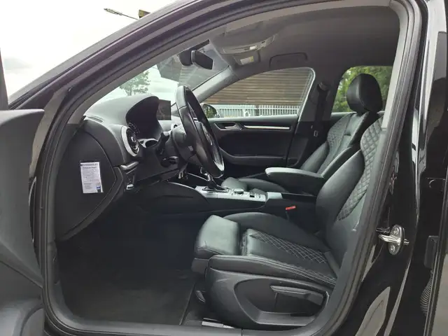 Audi A3 view 5